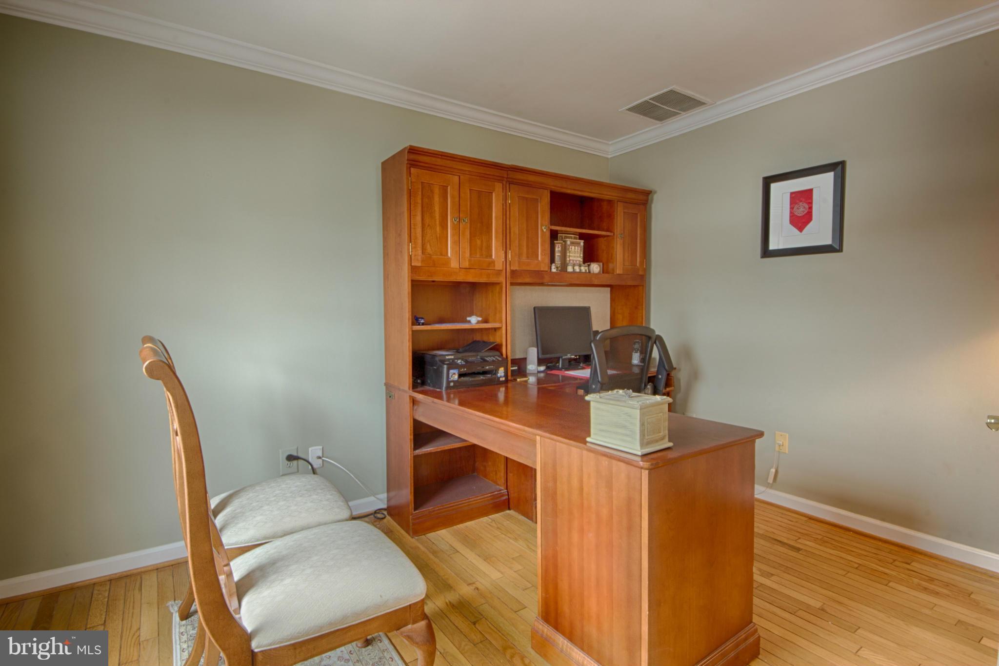 ASHBURN FARM - Residential