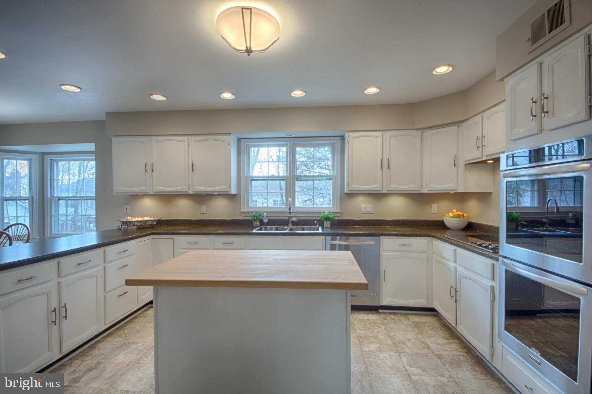 ASHBURN FARM - Residential