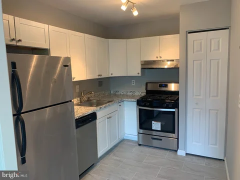 MLS: VAFX2338800