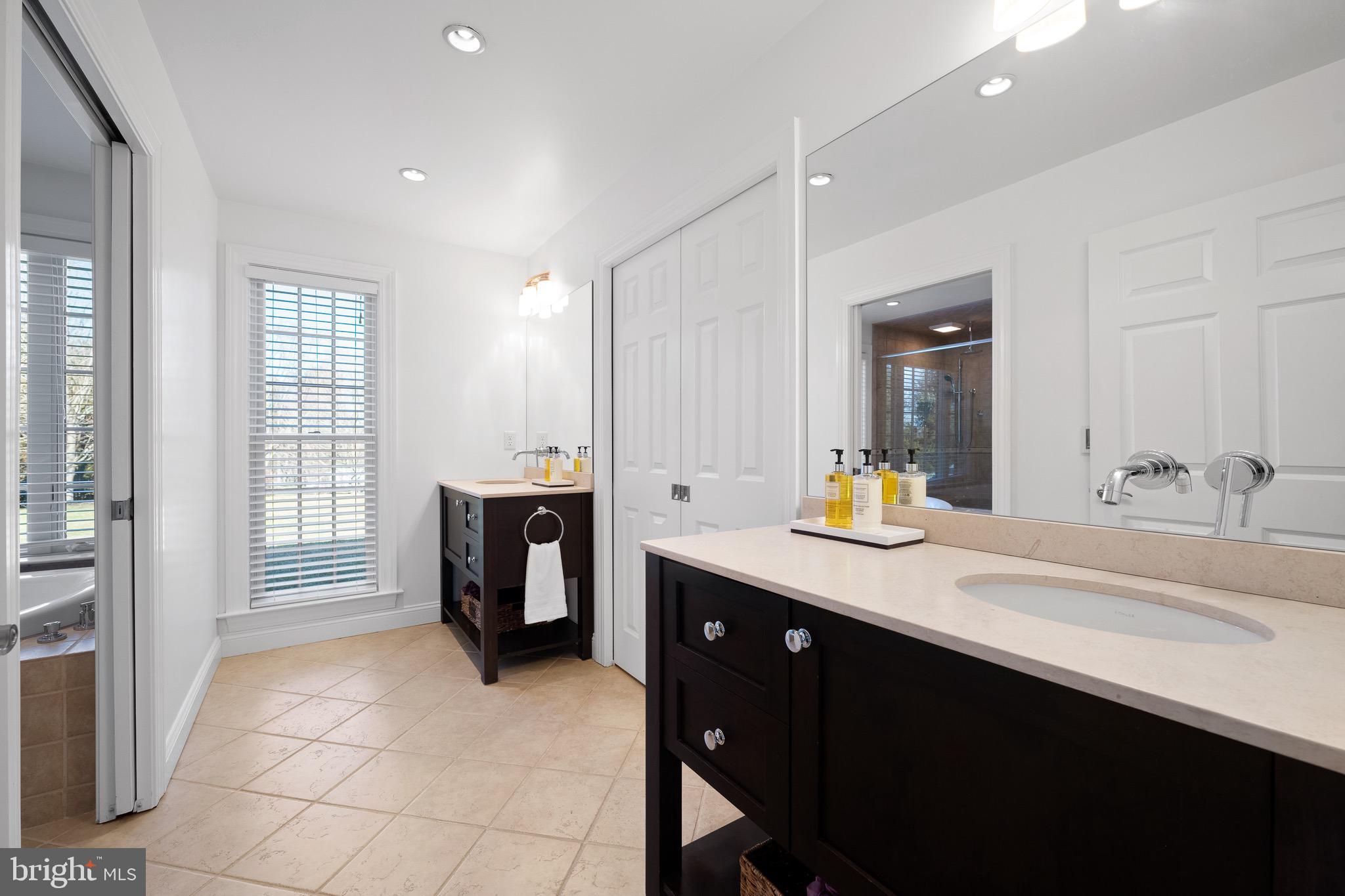 ROSE TREE WOODS - Residential