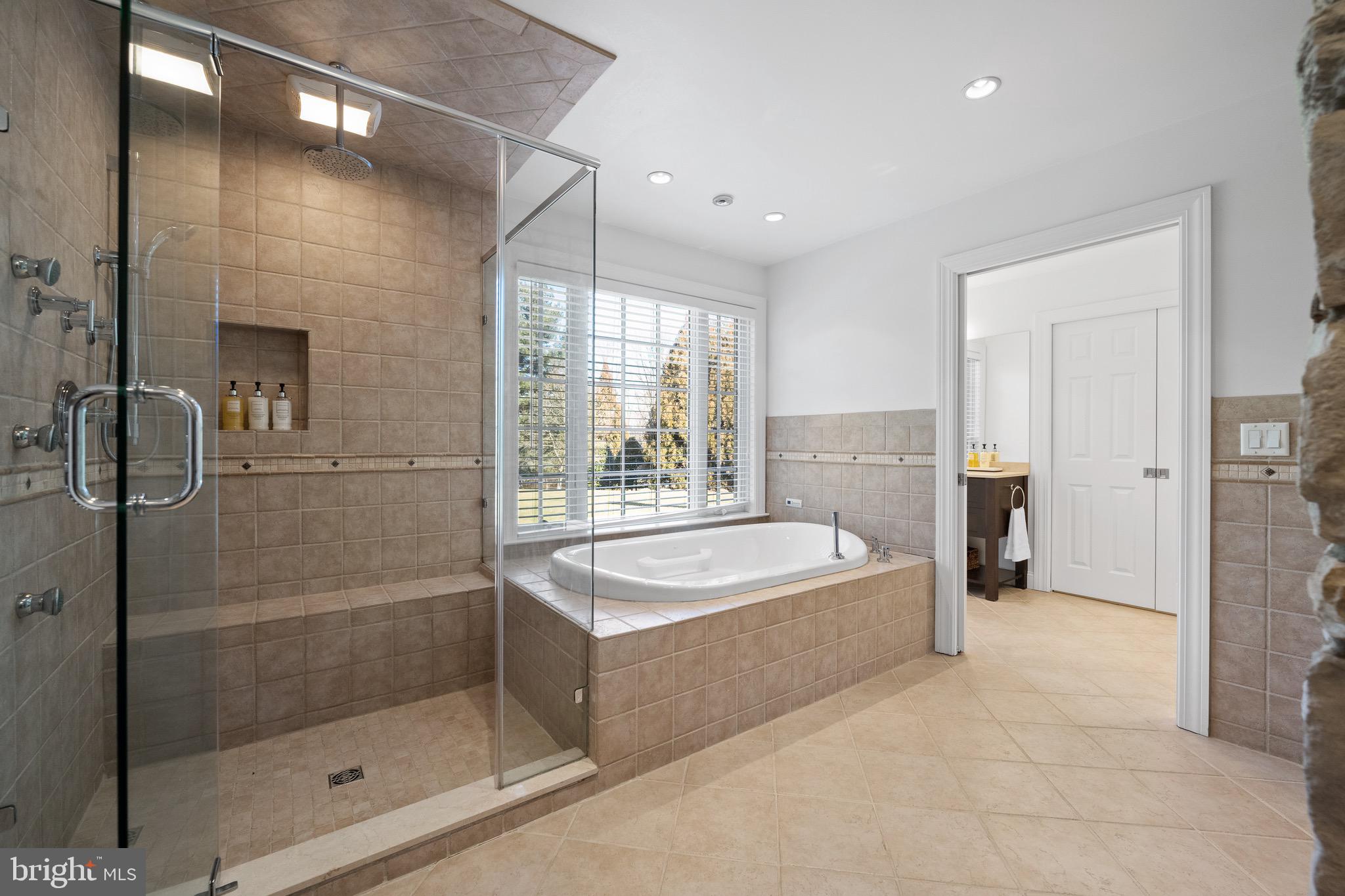 ROSE TREE WOODS - Residential