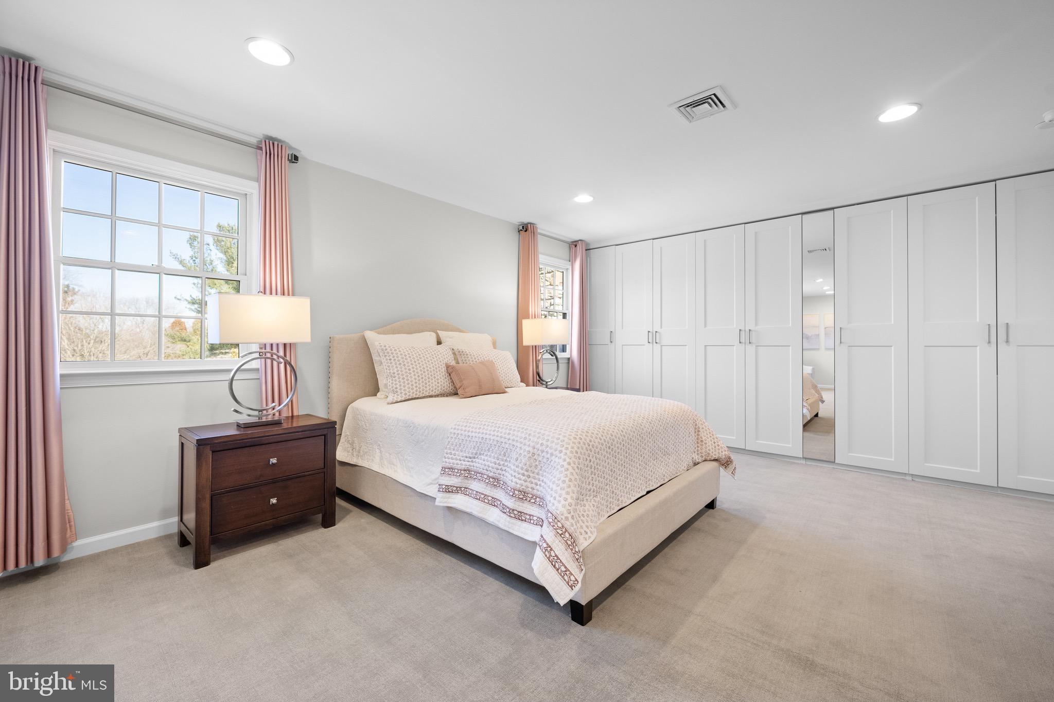 ROSE TREE WOODS - Residential