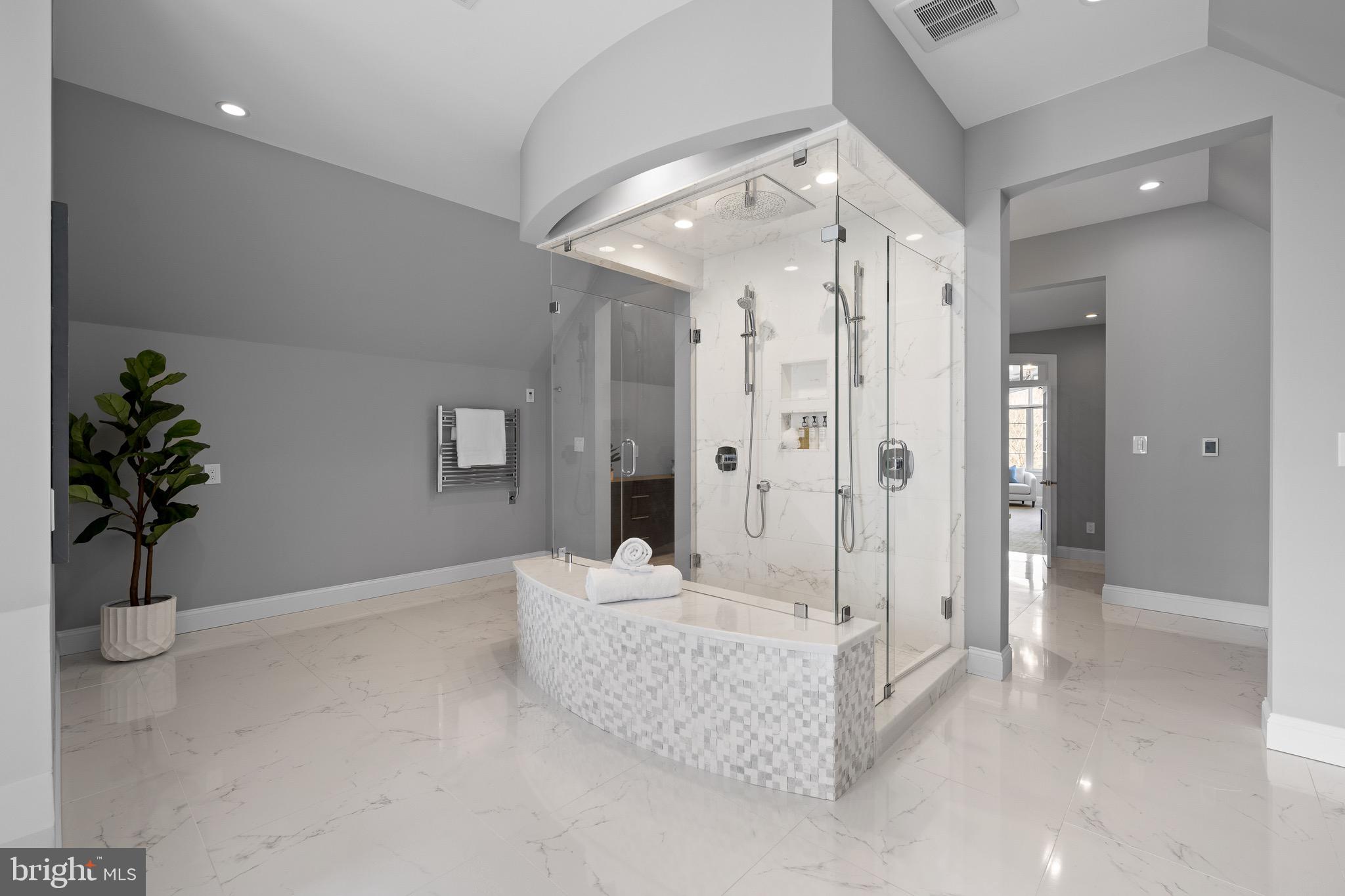 ROSE TREE WOODS - Residential