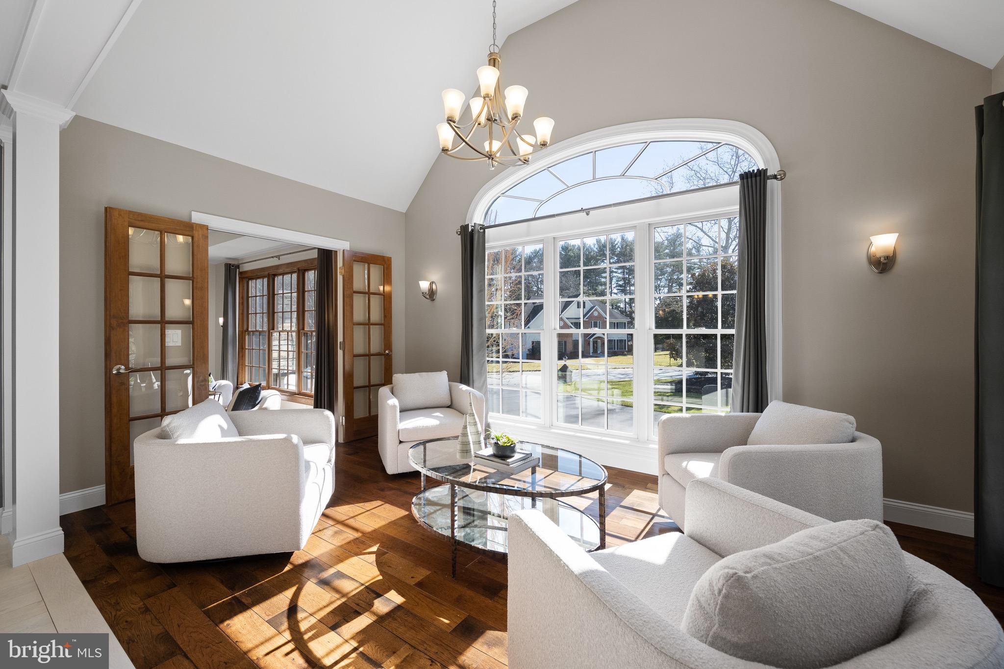 ROSE TREE WOODS - Residential