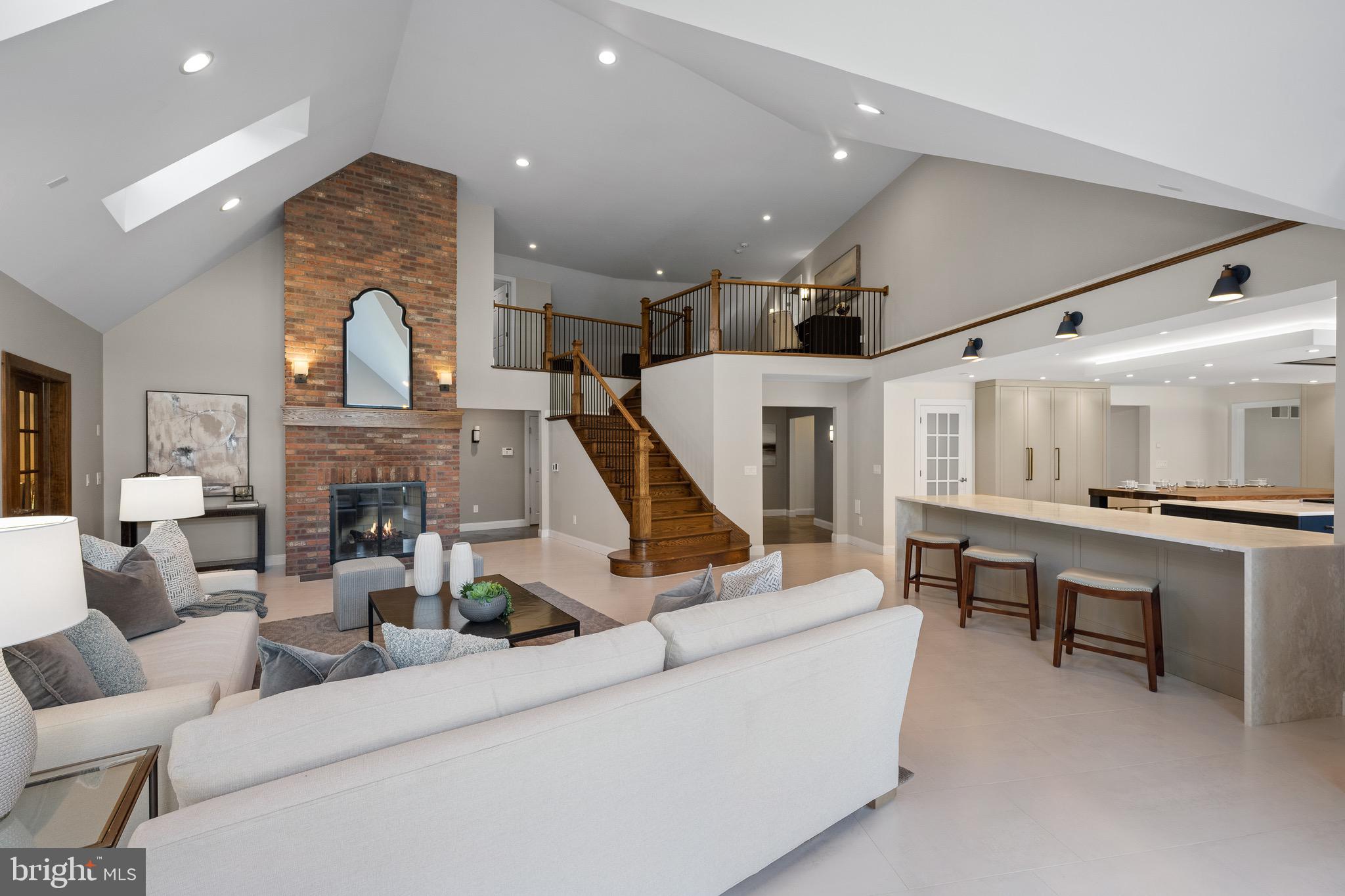 ROSE TREE WOODS - Residential