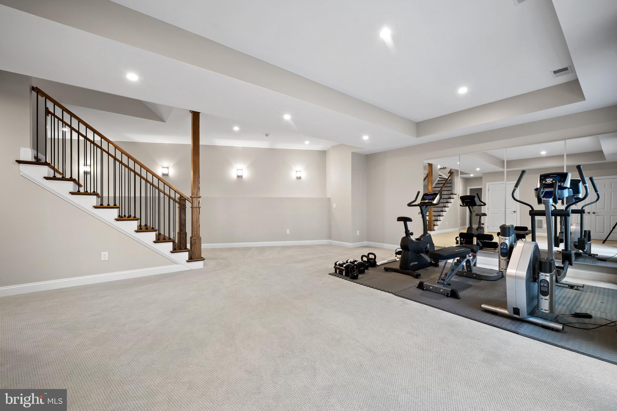 ROSE TREE WOODS - Residential