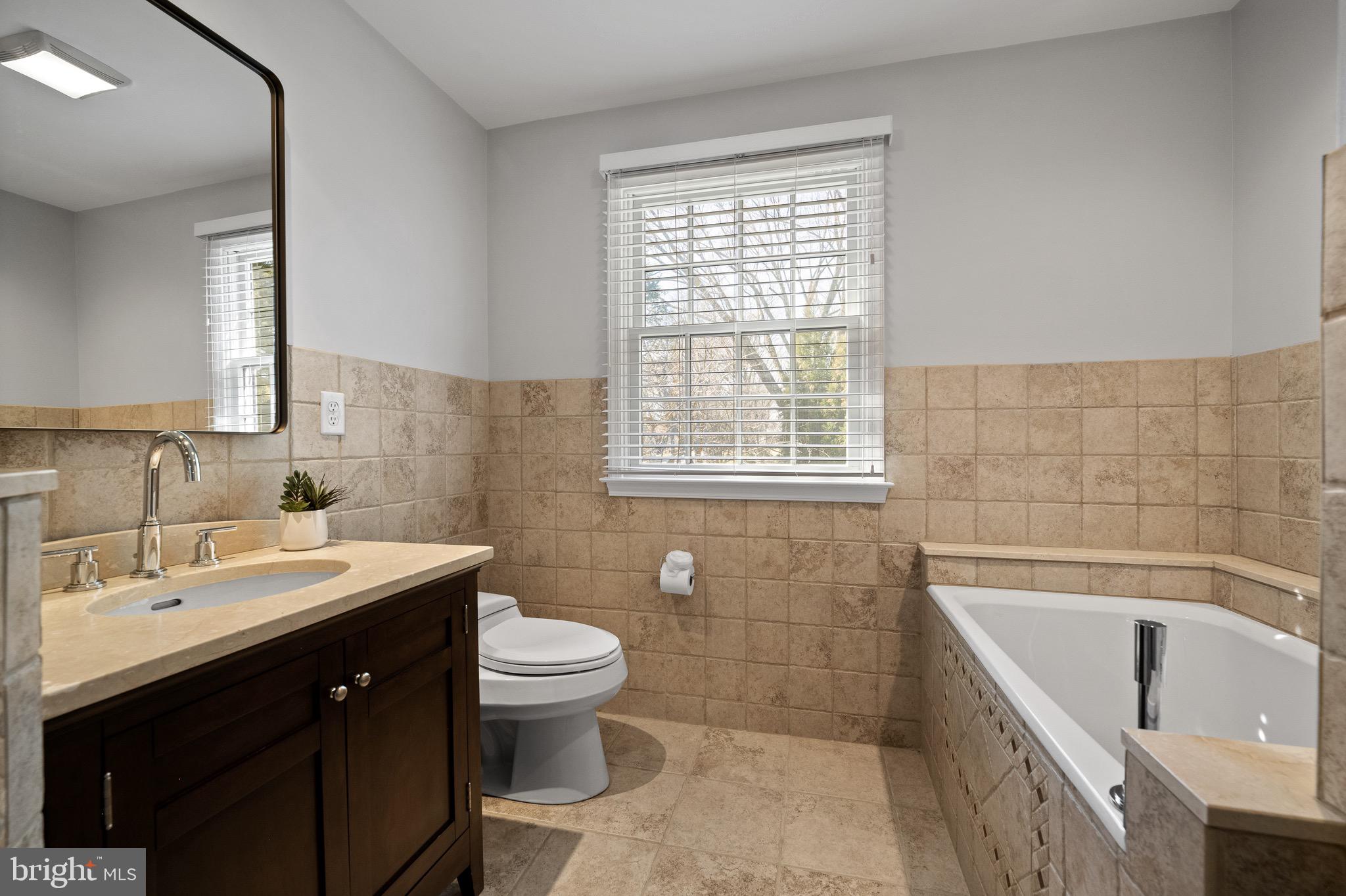 ROSE TREE WOODS - Residential