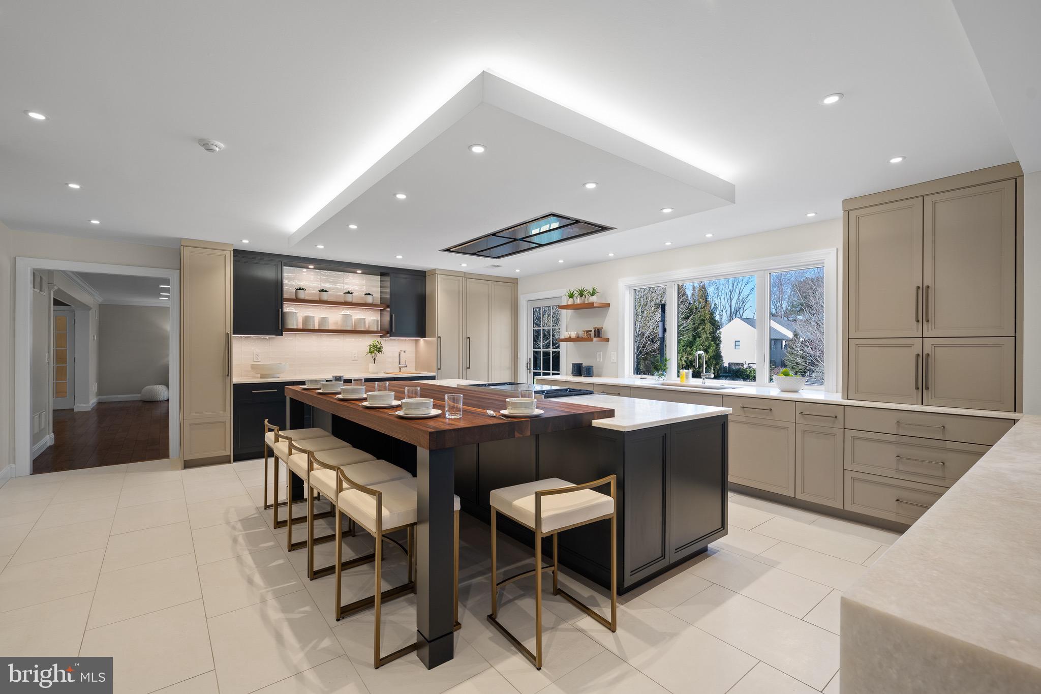 ROSE TREE WOODS - Residential