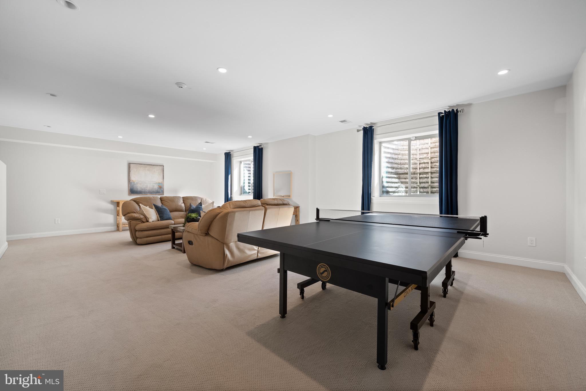 ROSE TREE WOODS - Residential