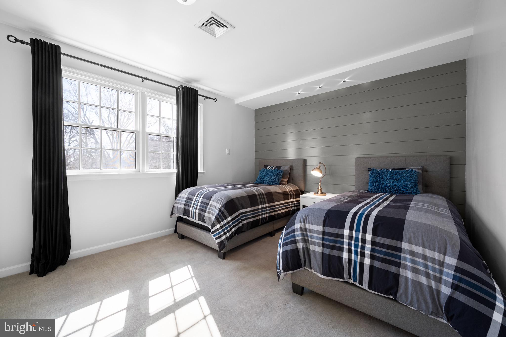 ROSE TREE WOODS - Residential