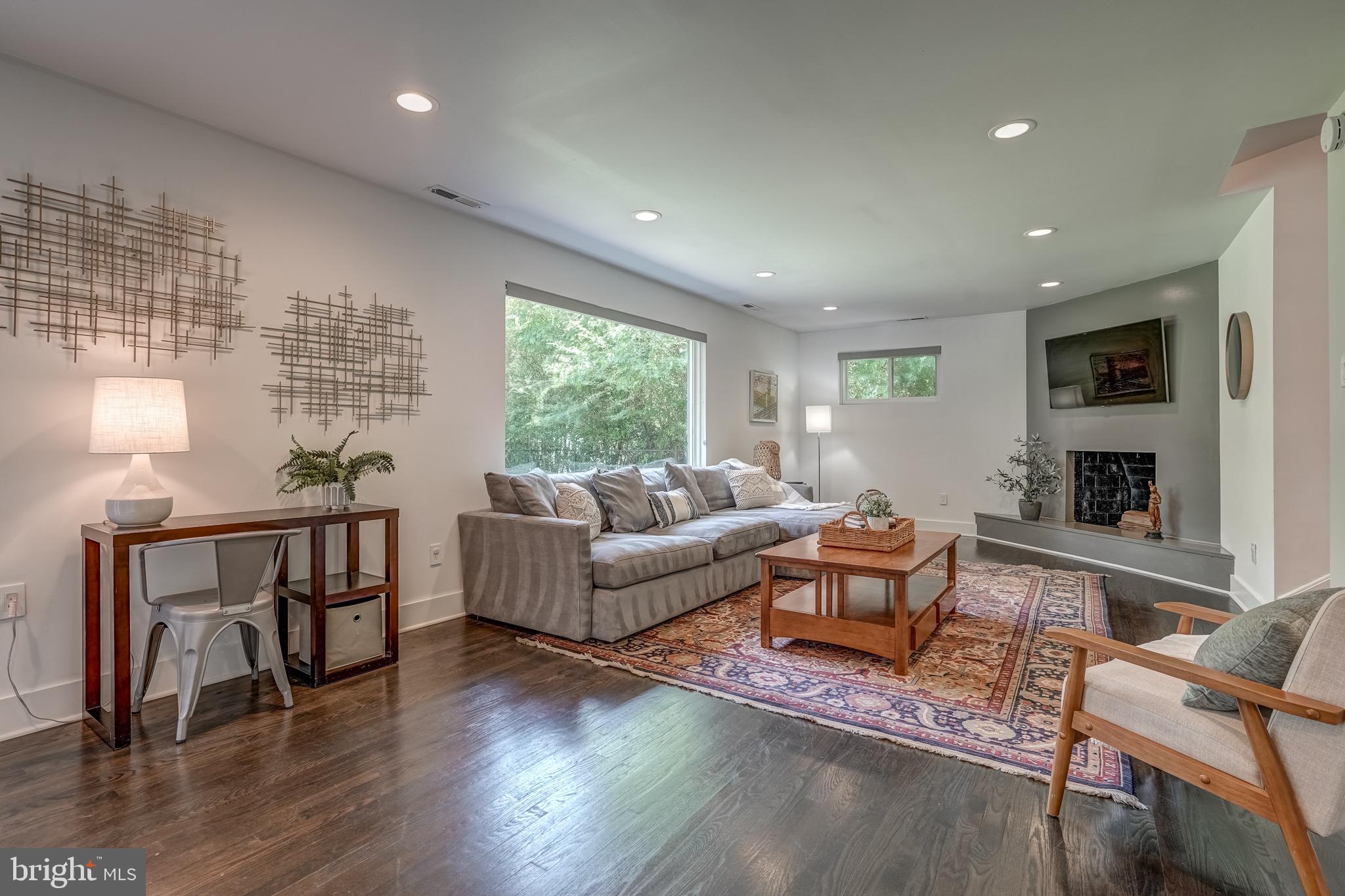 WESTWOOD - Residential