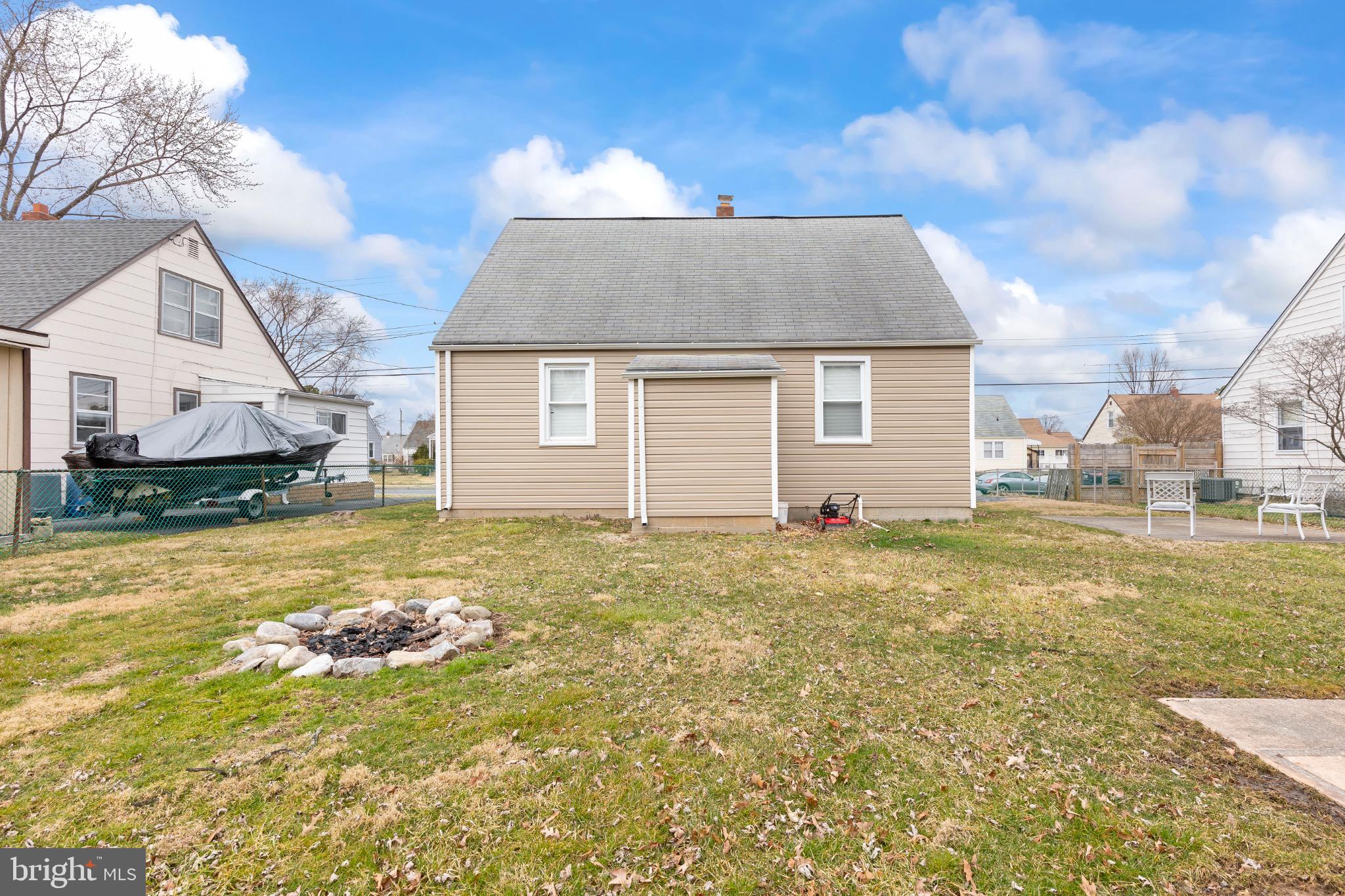 ESSEX - Residential Lease