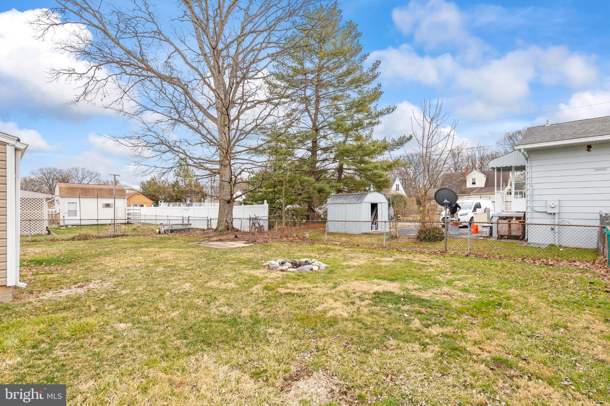 ESSEX - Residential Lease