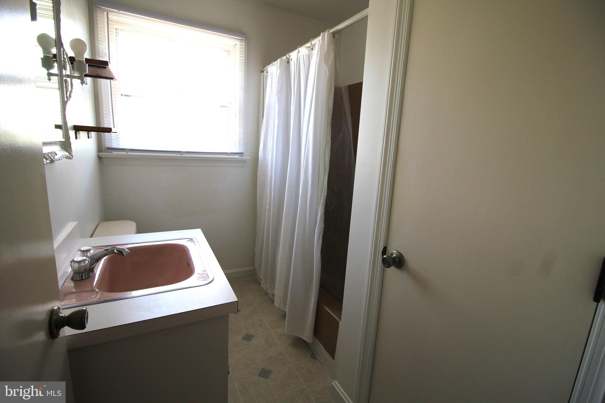 EARL TWP - Residential Lease