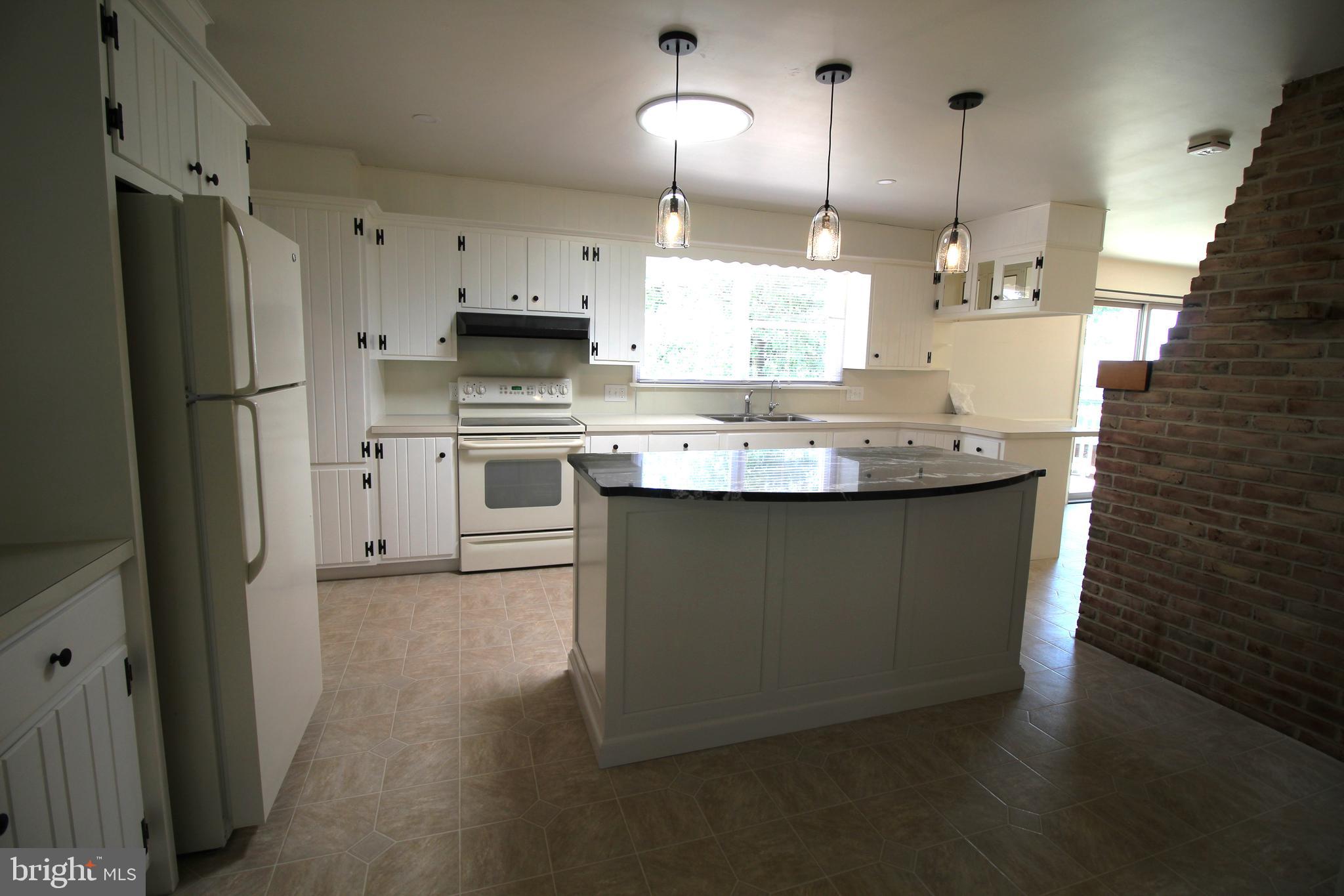 EARL TWP - Residential Lease