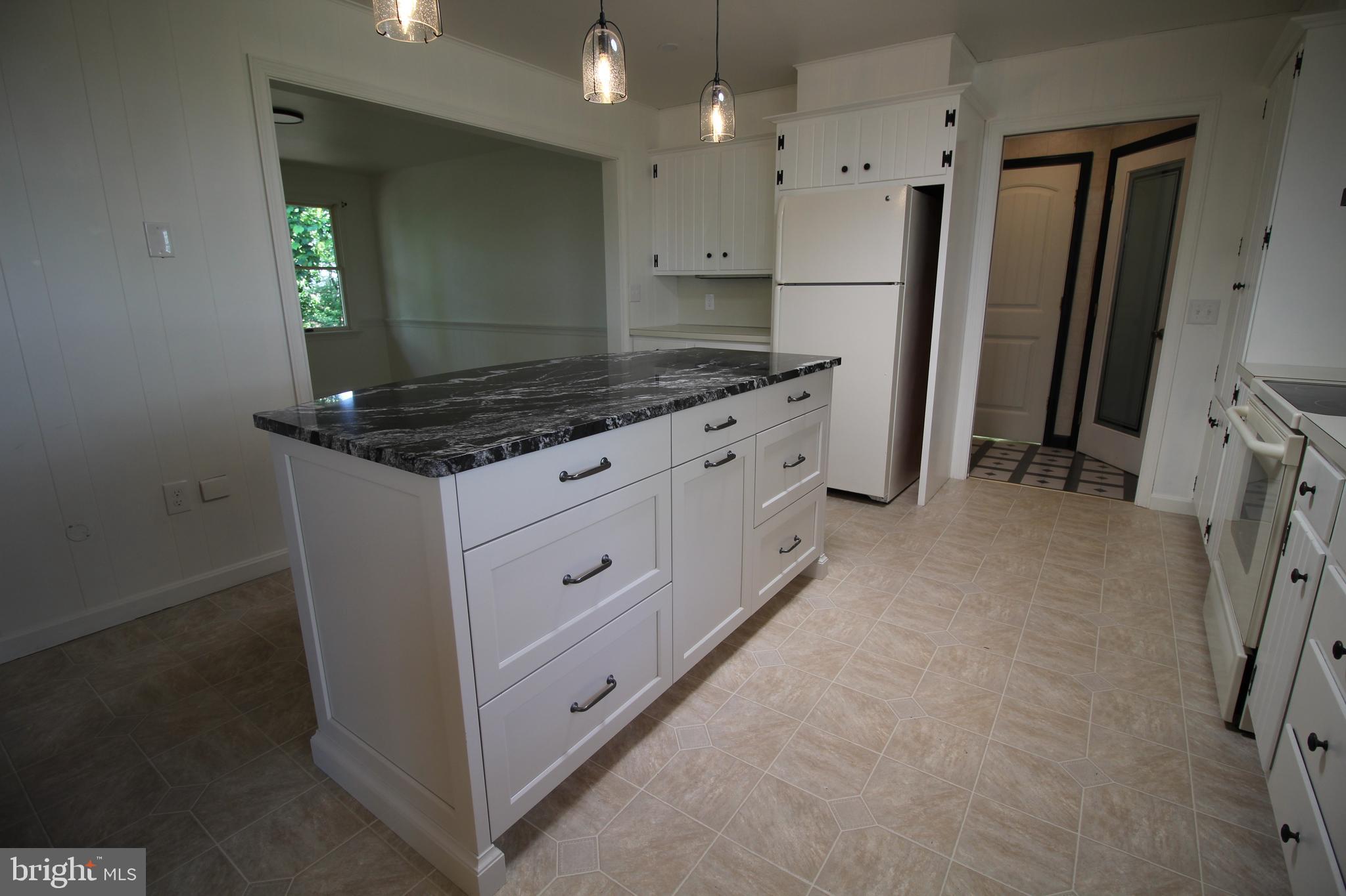 EARL TWP - Residential Lease