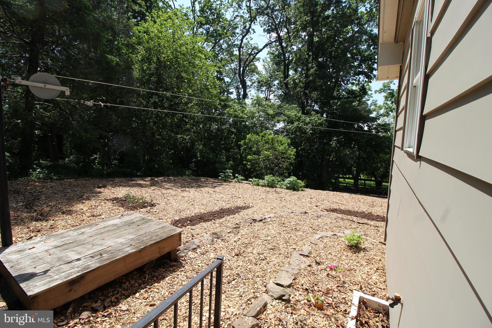 EARL TWP - Residential Lease