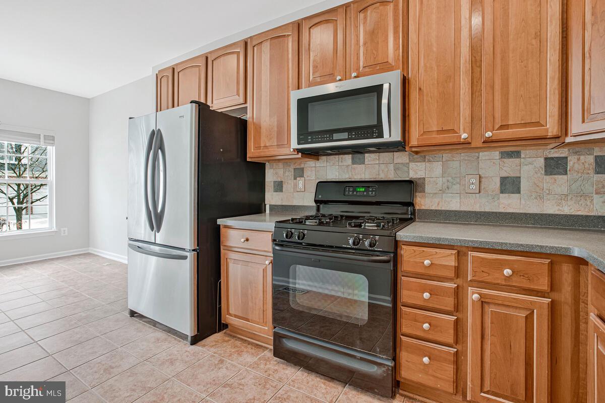 HEARTHSTONE AT ELLICOTT MILLS - Residential