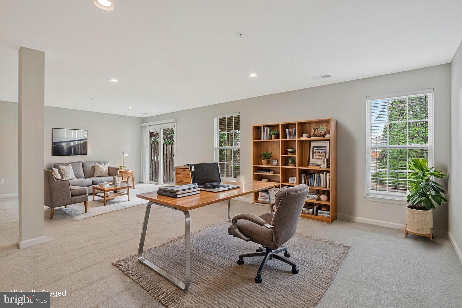 HEARTHSTONE AT ELLICOTT MILLS - Residential