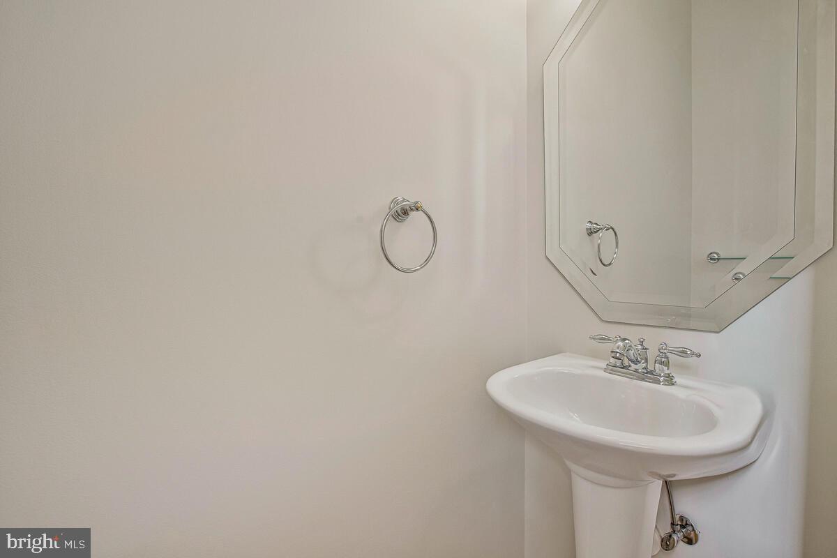 HEARTHSTONE AT ELLICOTT MILLS - Residential