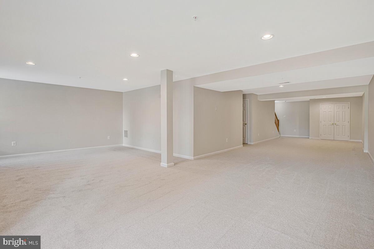 HEARTHSTONE AT ELLICOTT MILLS - Residential