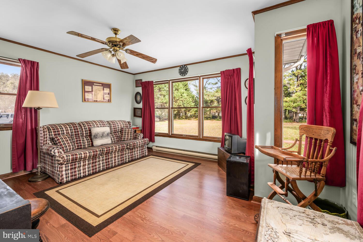 TUCKAHOE SPRINGS - Residential