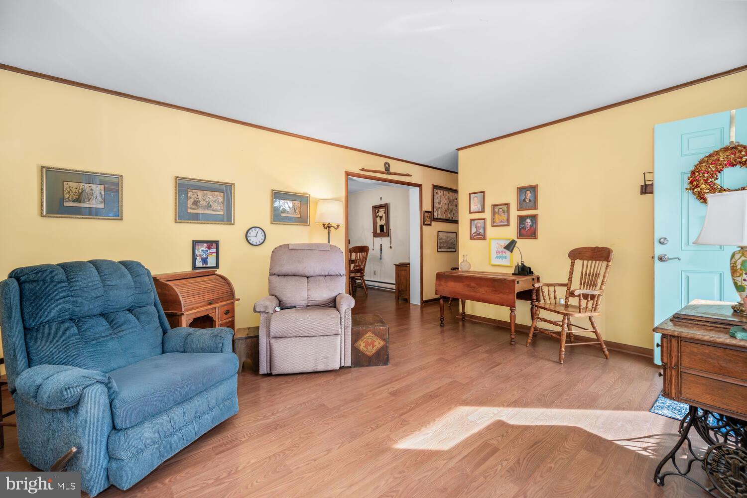 TUCKAHOE SPRINGS - Residential