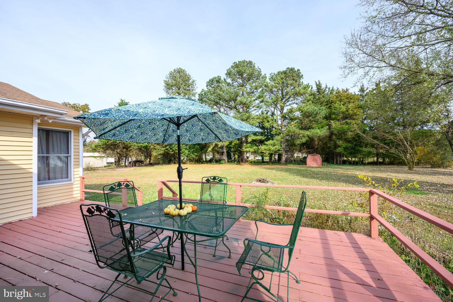 TUCKAHOE SPRINGS - Residential