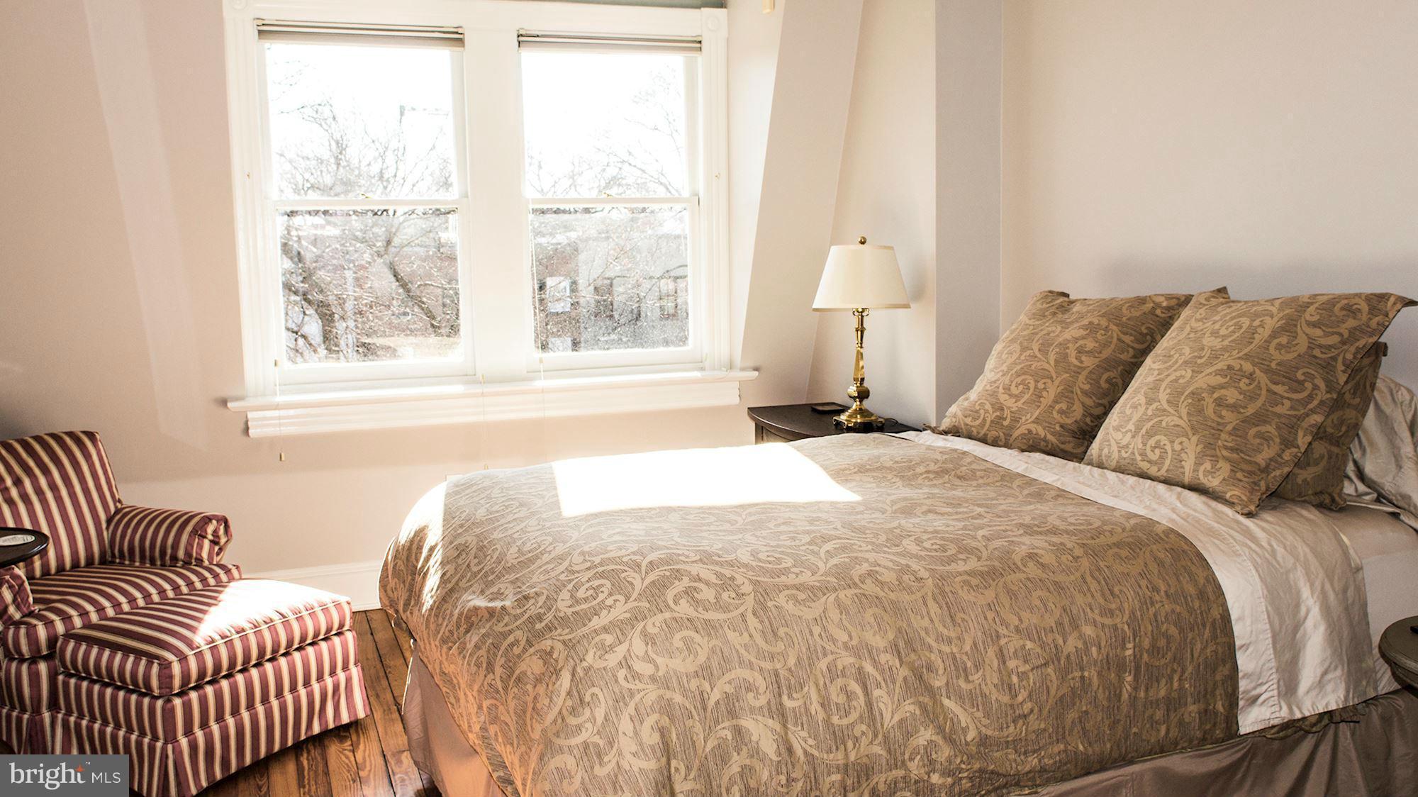 CAPITOL HILL - Residential