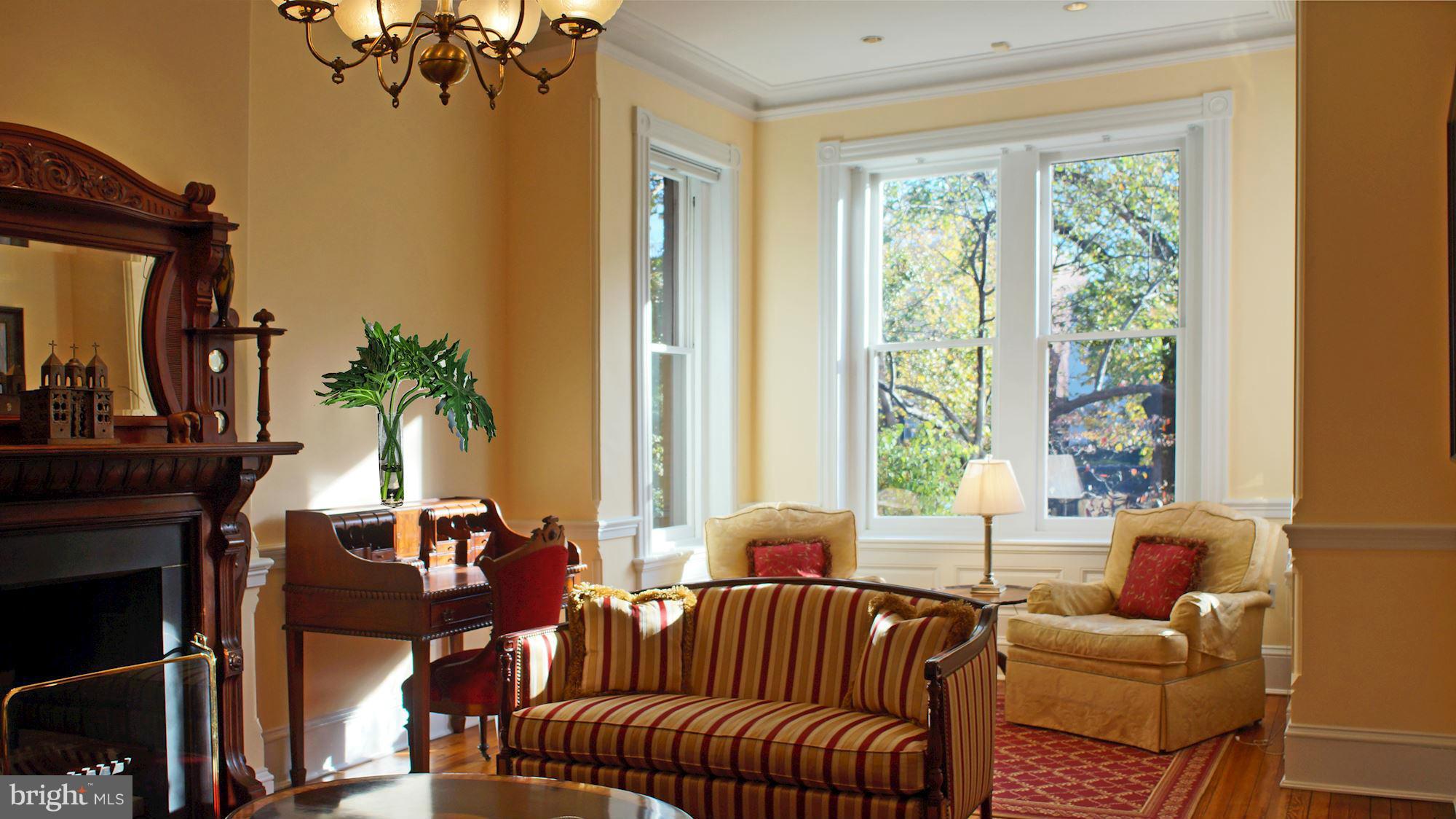CAPITOL HILL - Residential