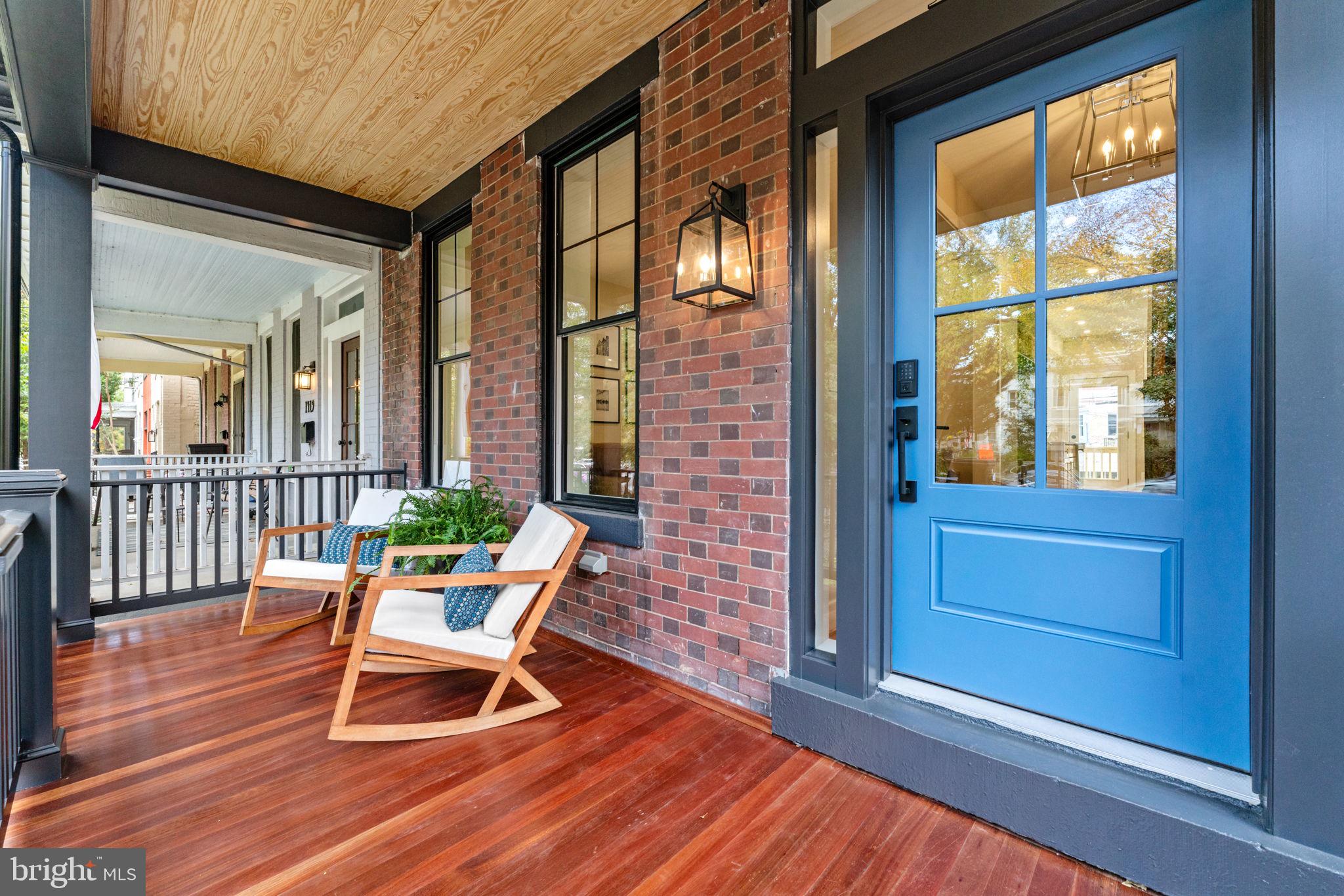 1417 POTOMAC AVENUE SE