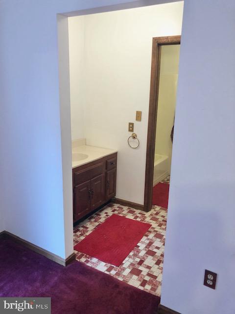 GWYNNBROOK - Residential Lease