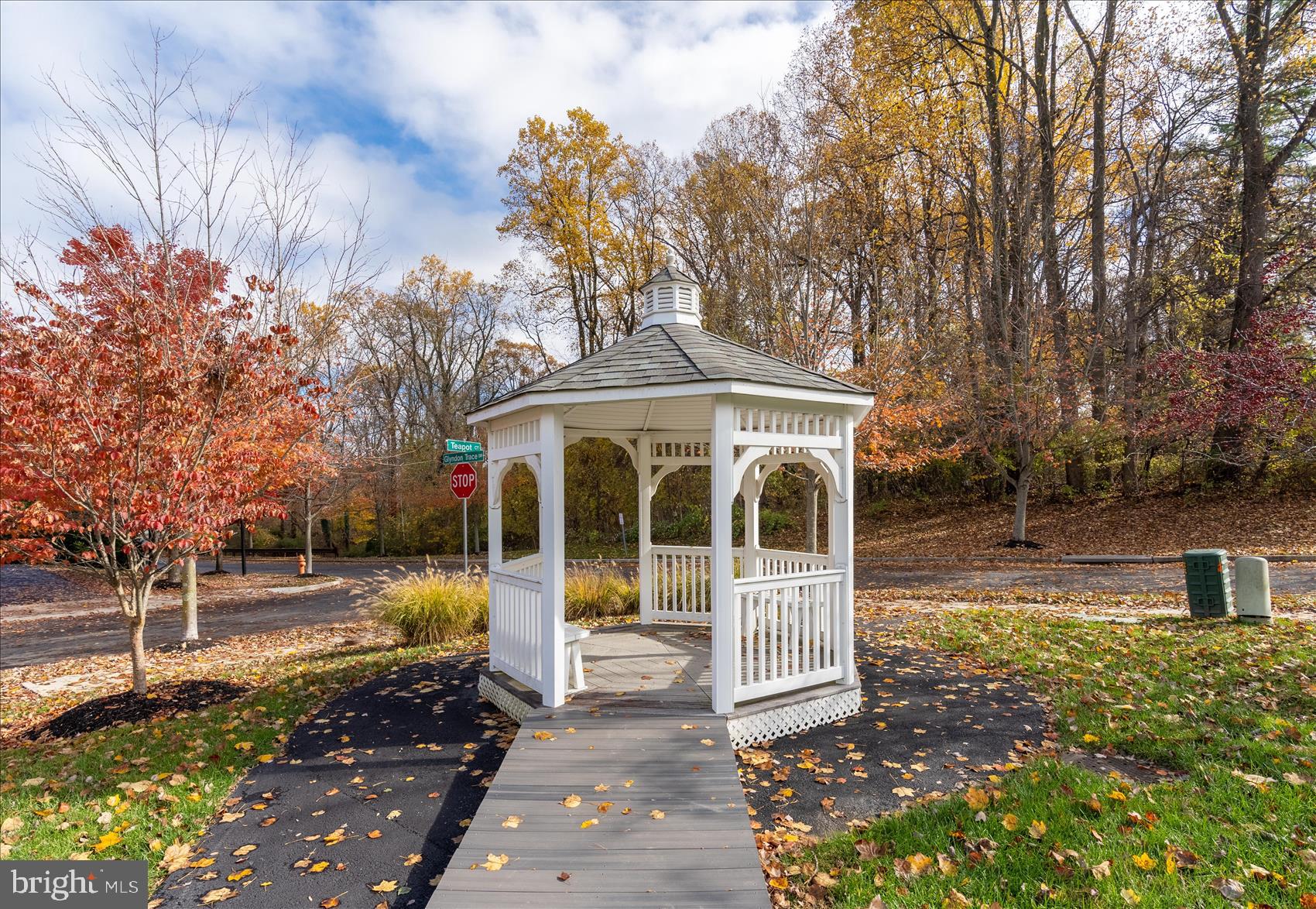 GLYNDON TRACE - Residential