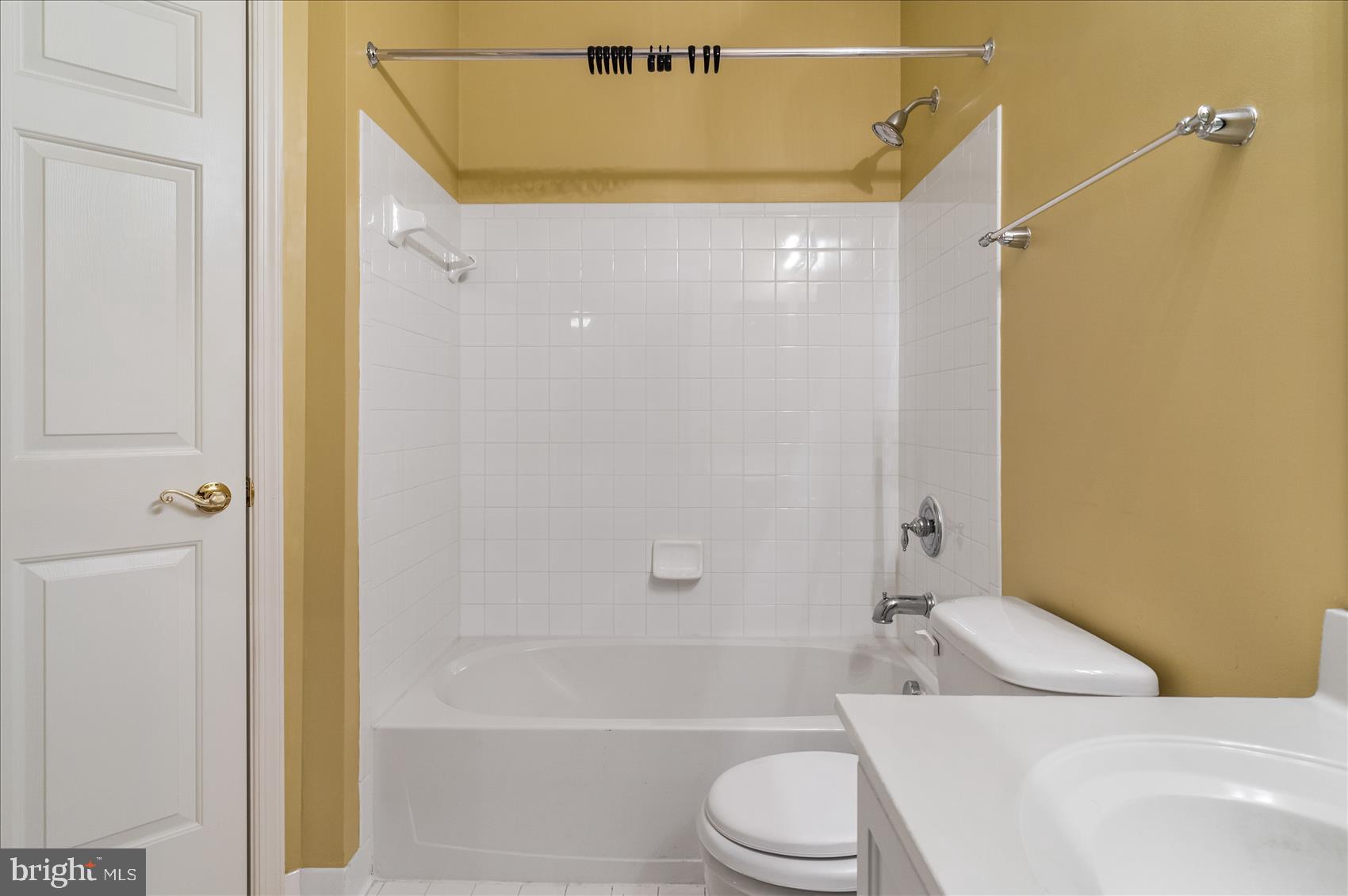 GLYNDON TRACE - Residential