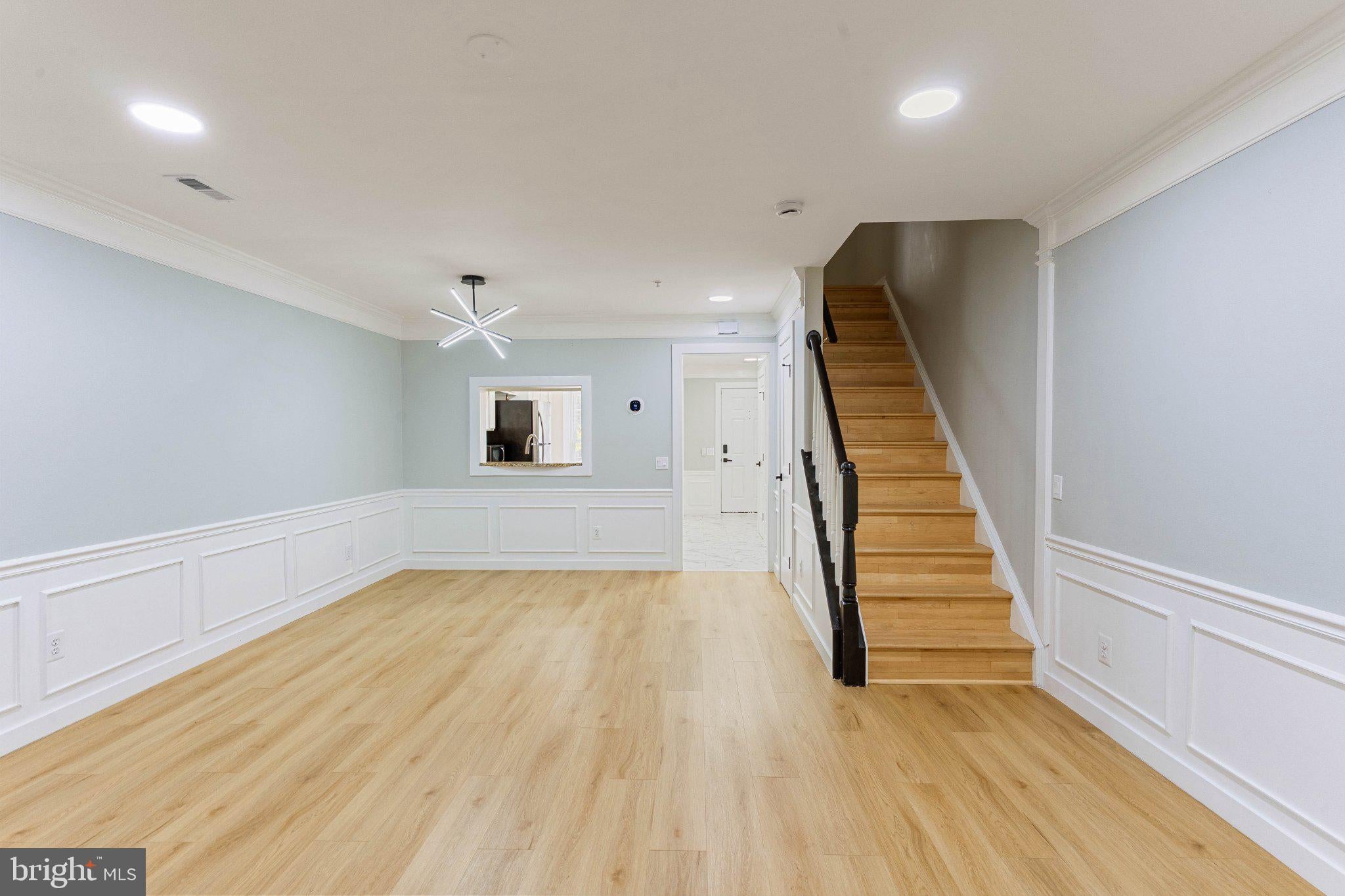 46930 COURTYARD SQUARE