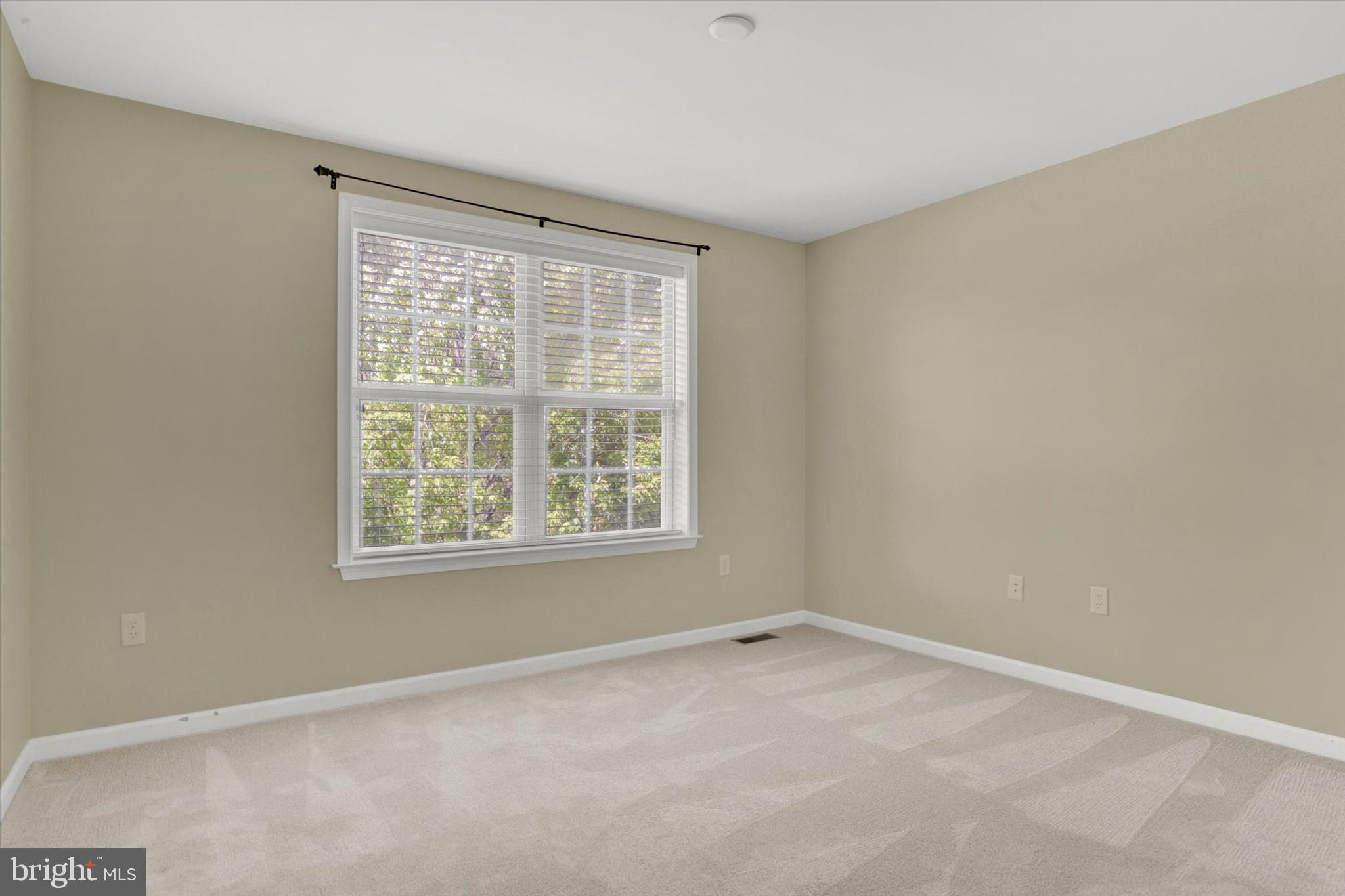 PINE VIEW - Residential