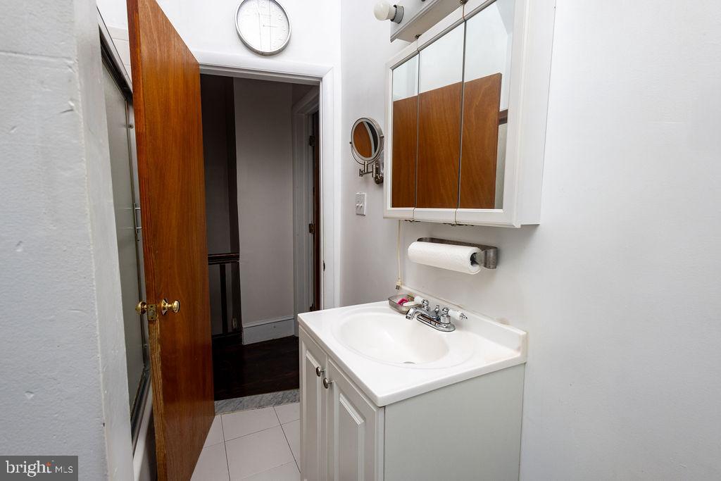 GERMANTOWN - Residential