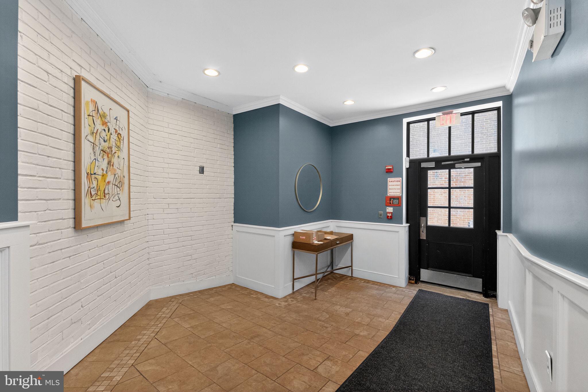141 N 2ND STREET 1B