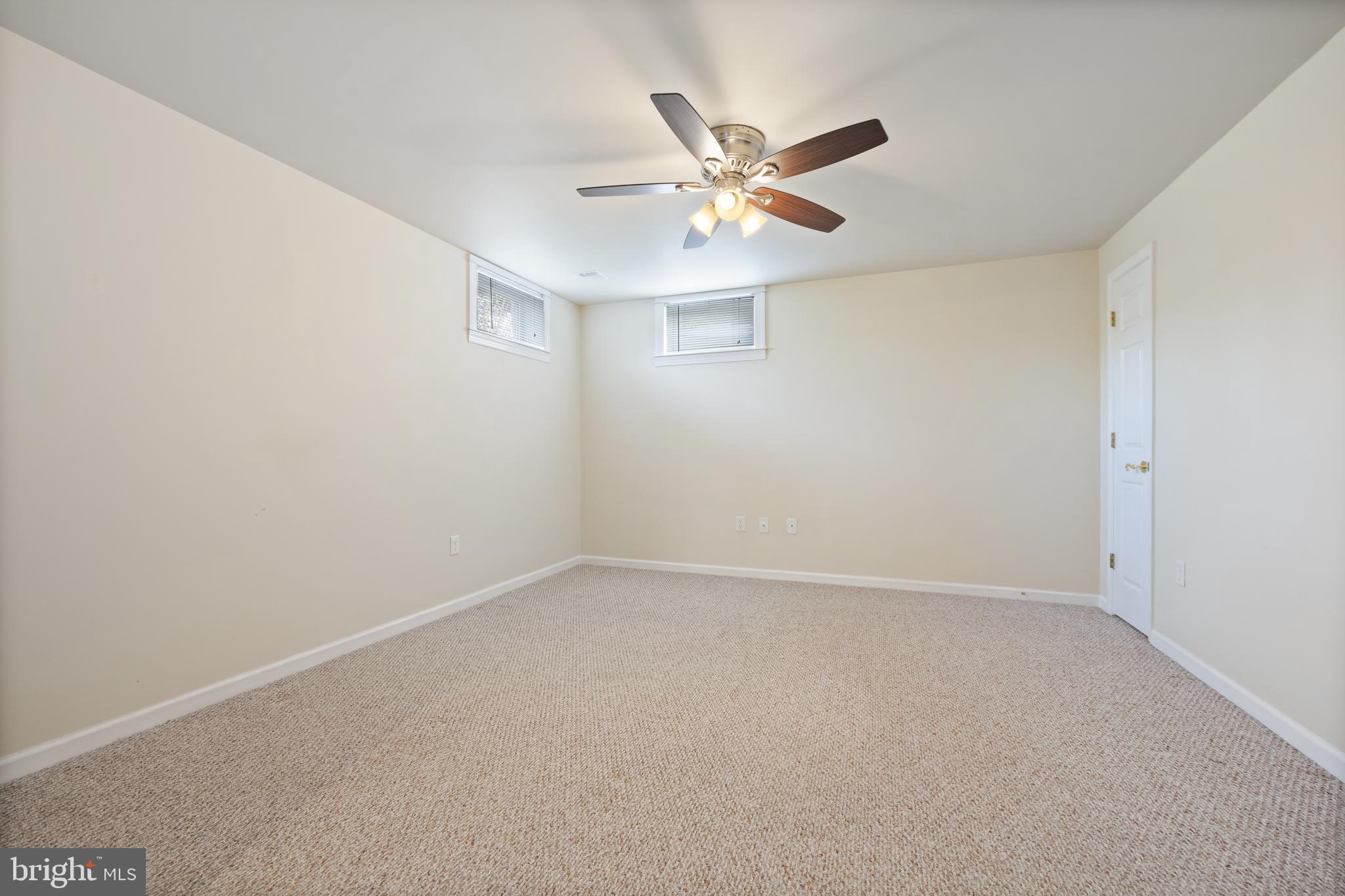 ROYAL OAKS/REGENTS GLEN - Residential