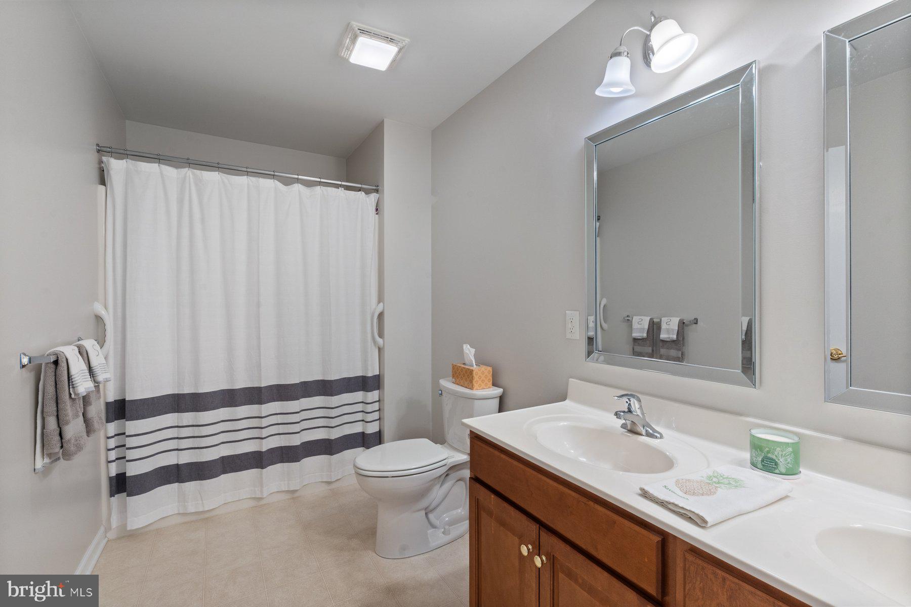 ROYAL OAKS/REGENTS GLEN - Residential