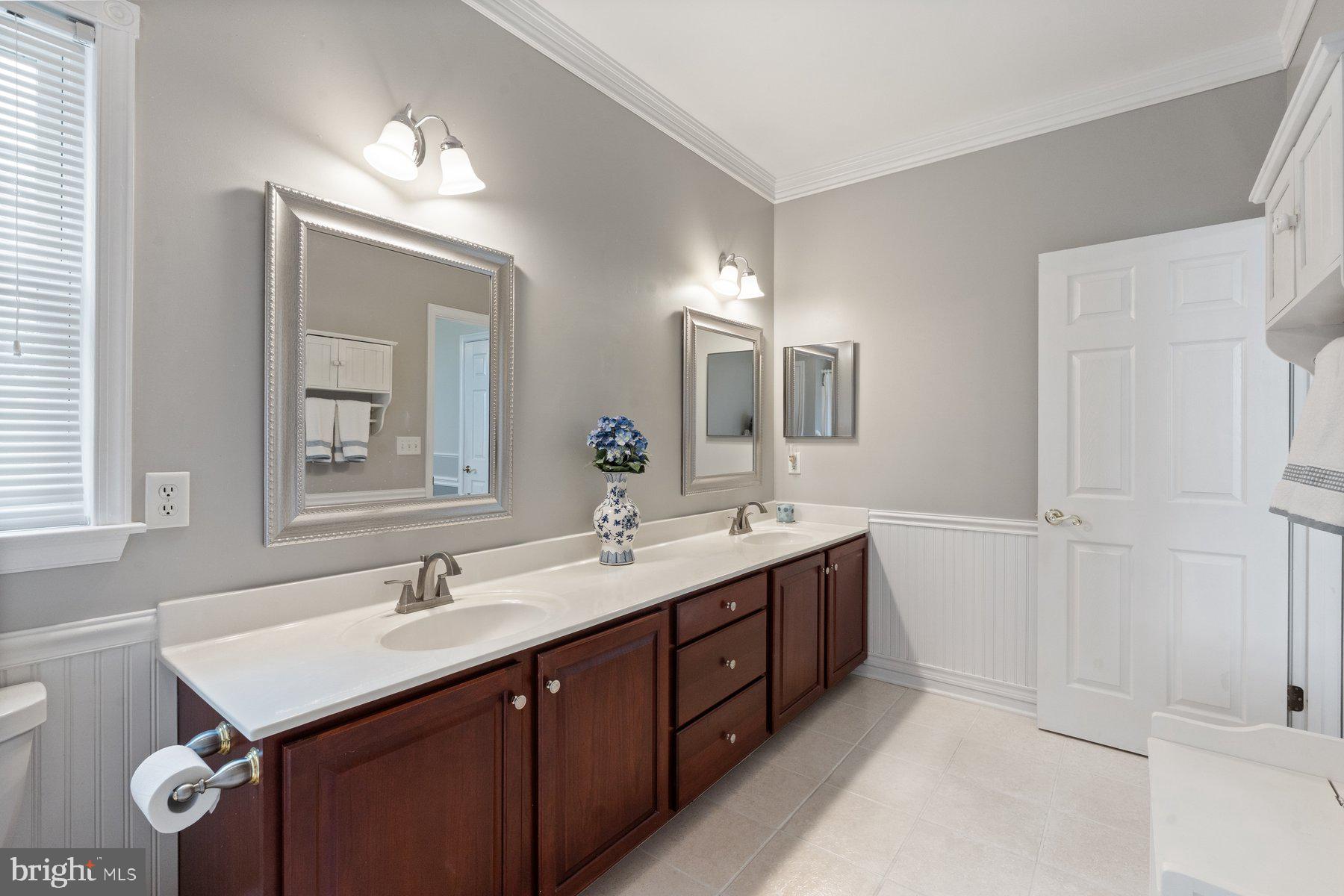 ROYAL OAKS/REGENTS GLEN - Residential