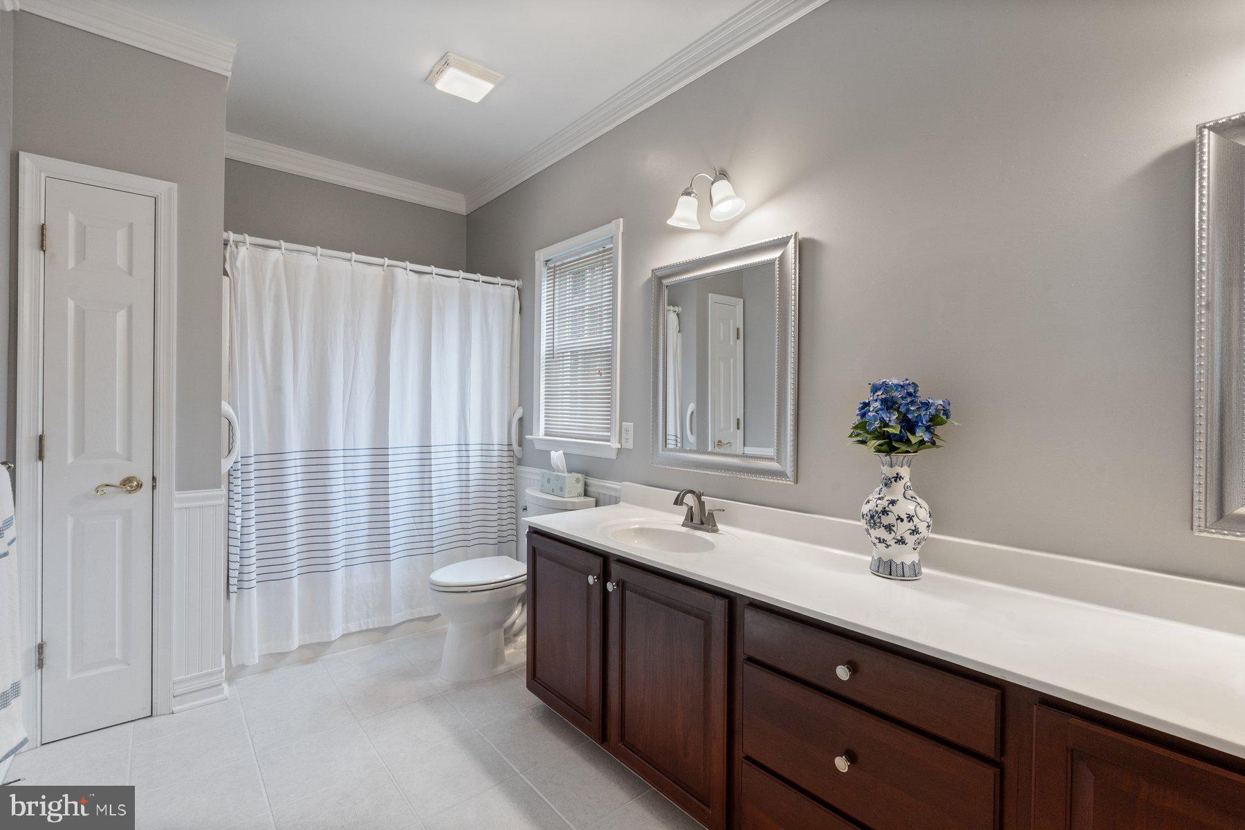 ROYAL OAKS/REGENTS GLEN - Residential