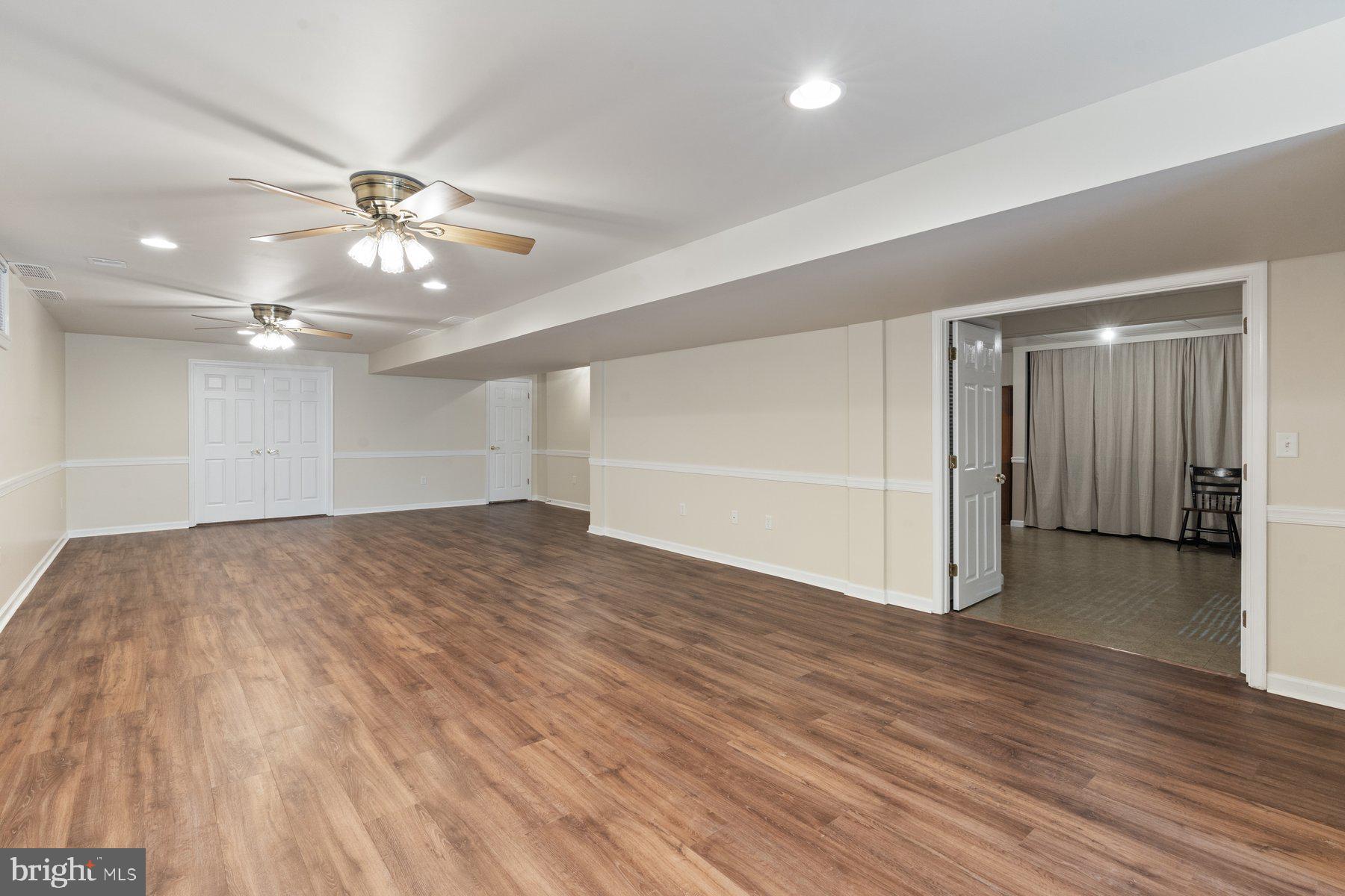 ROYAL OAKS/REGENTS GLEN - Residential