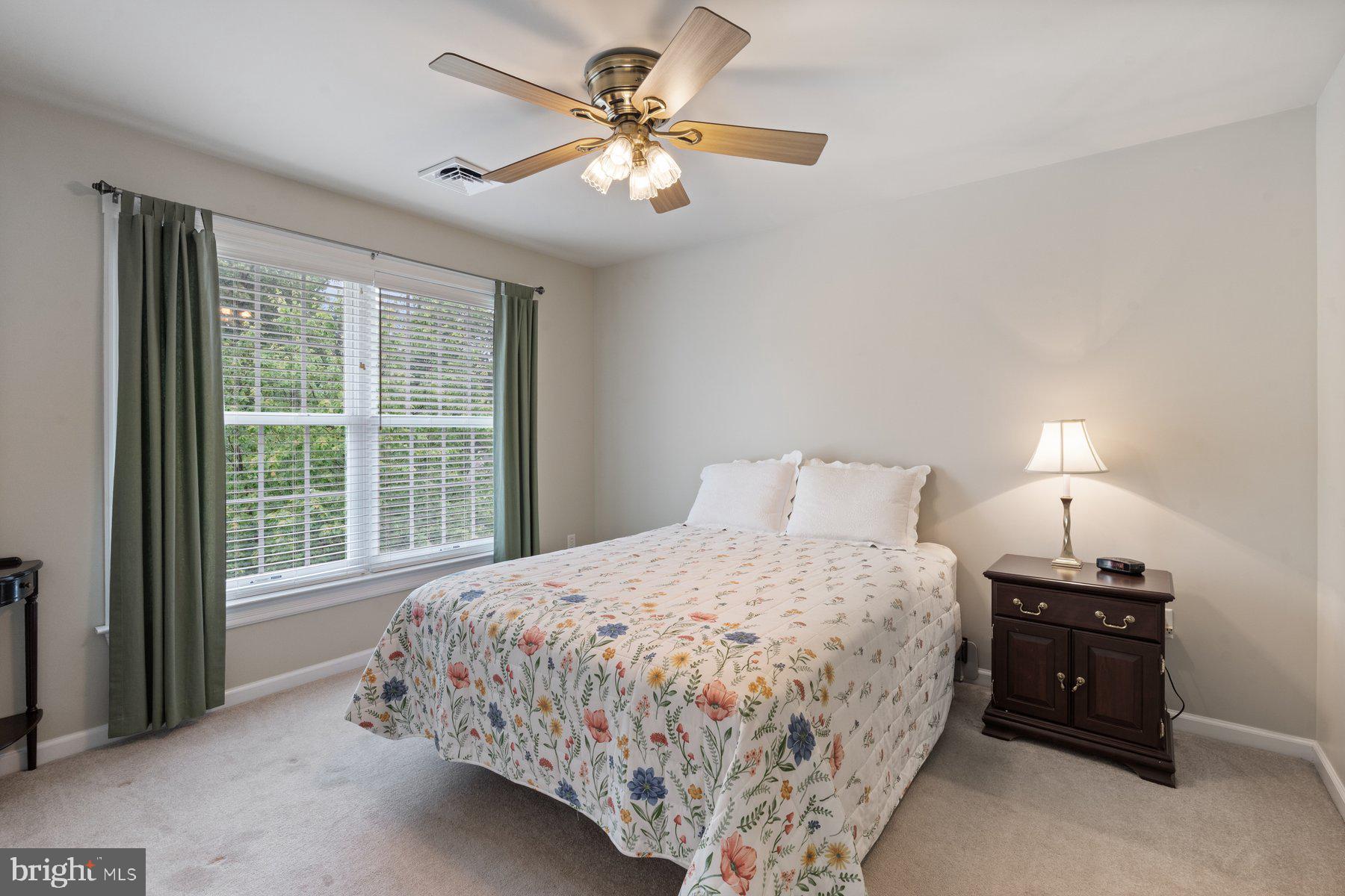 ROYAL OAKS/REGENTS GLEN - Residential