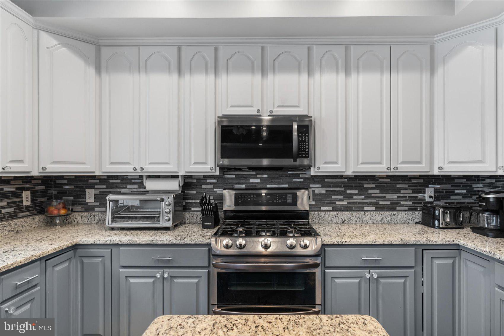 PERRY HALL - Residential