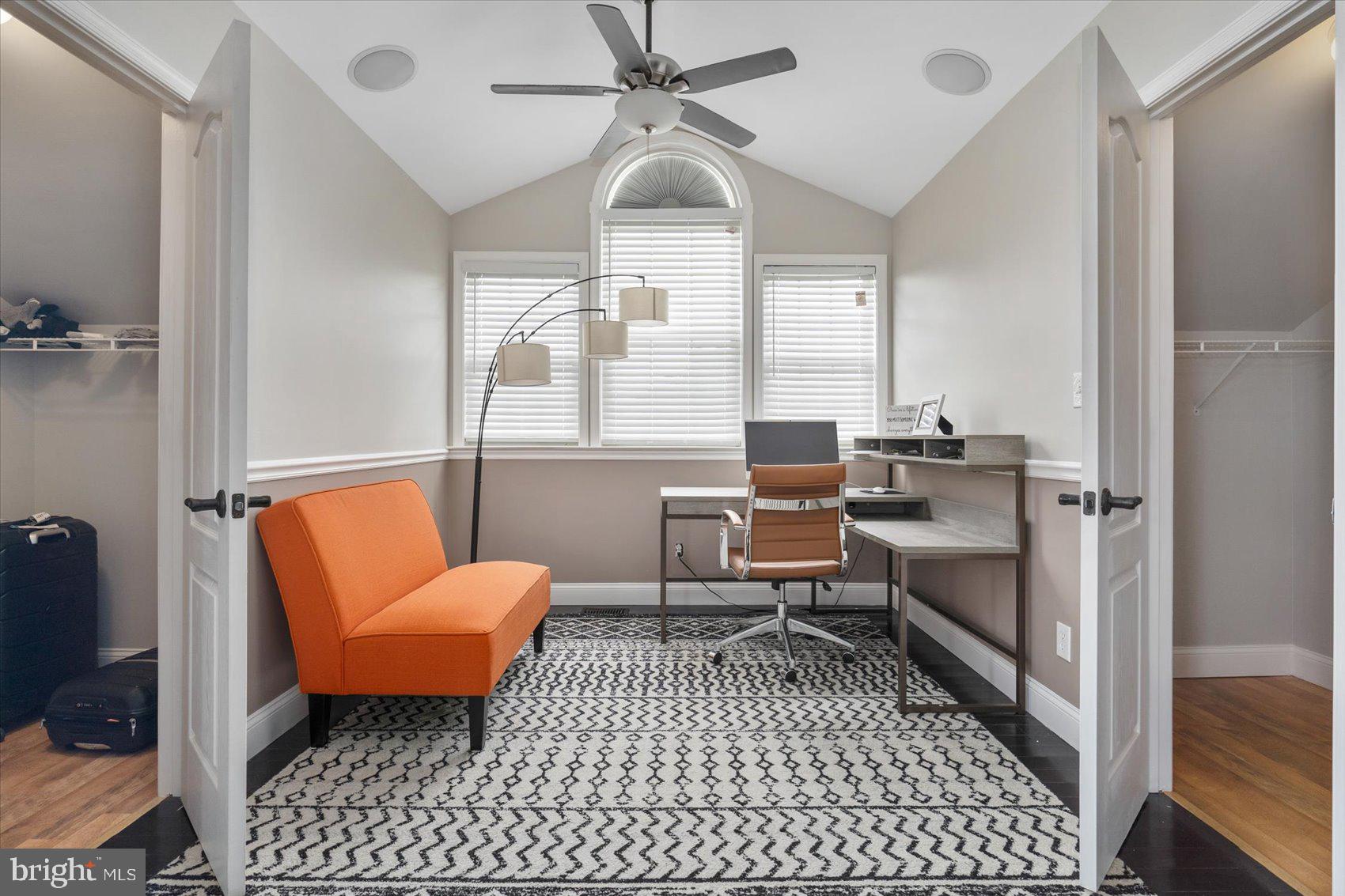 PERRY HALL - Residential