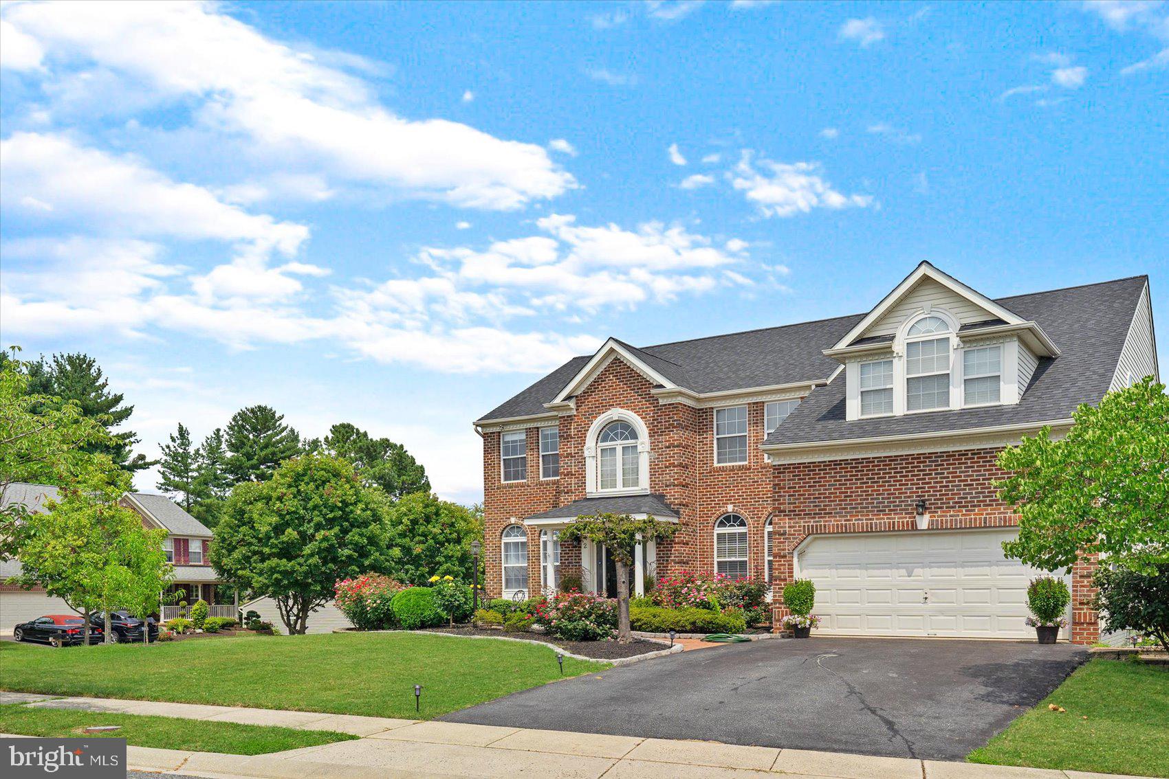 PERRY HALL - Residential