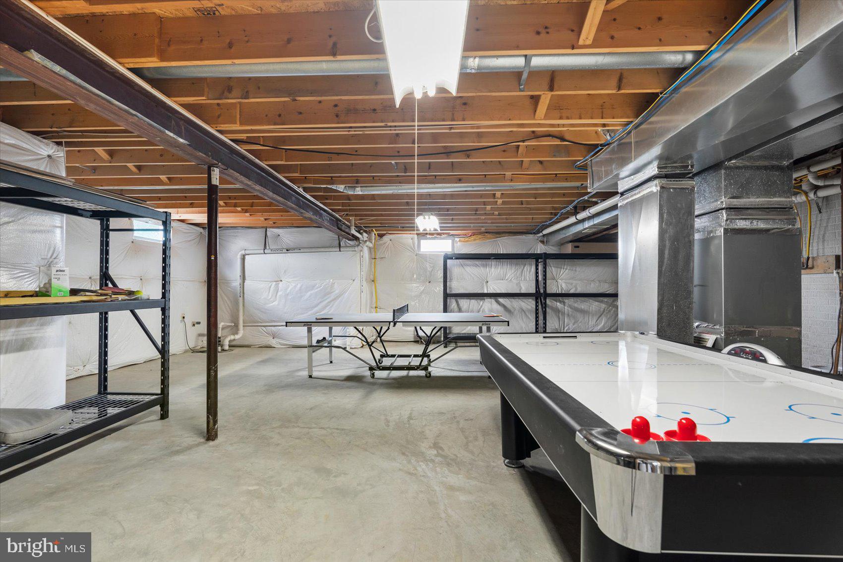 PERRY HALL - Residential