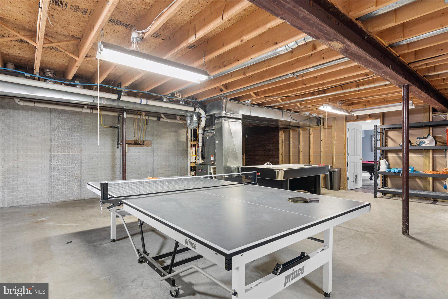 PERRY HALL - Residential