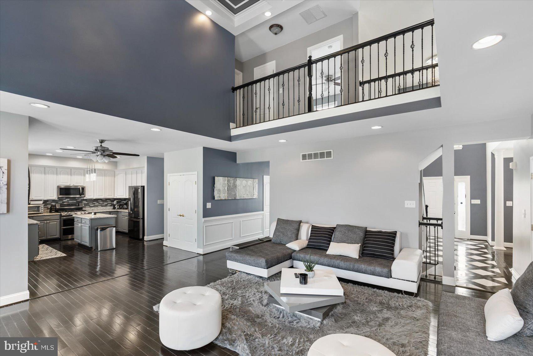 PERRY HALL - Residential